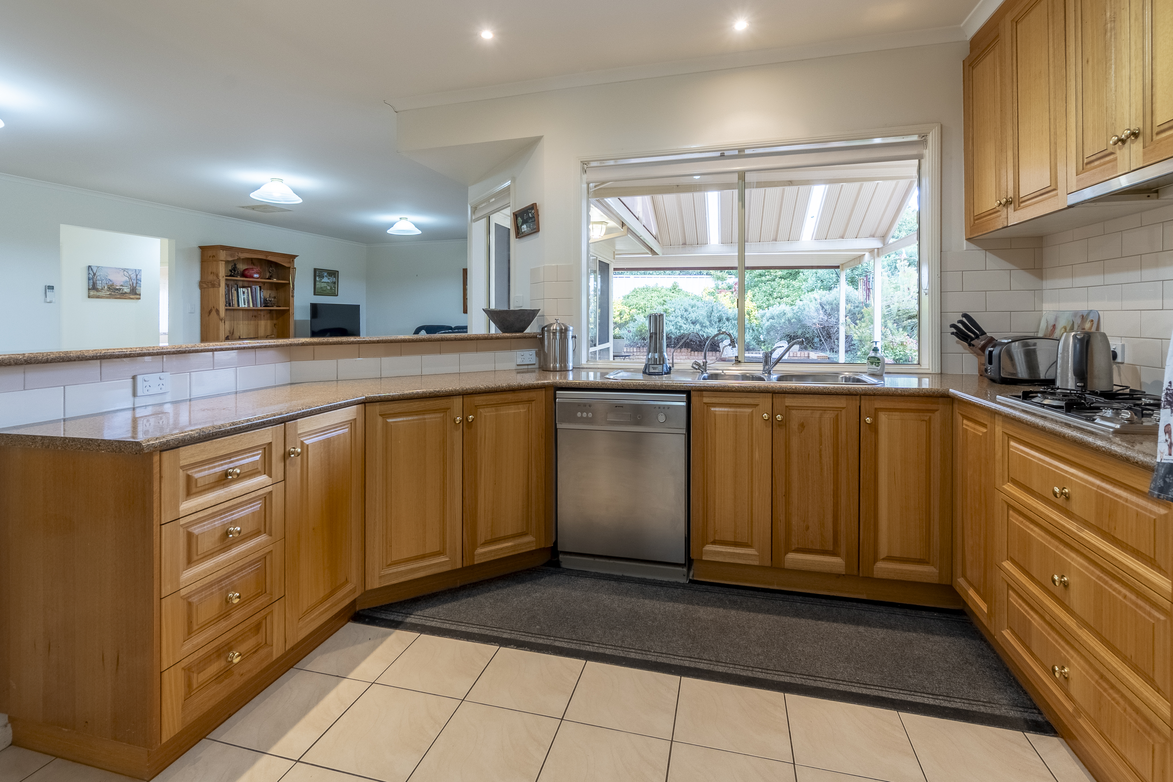 20 Kavanagh Circuit, Temora, Nsw, 2666 - Image 10