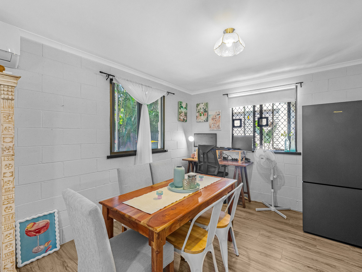 35 SHELLCOT STREET, Toogoom QLD 4655 - Image 6
