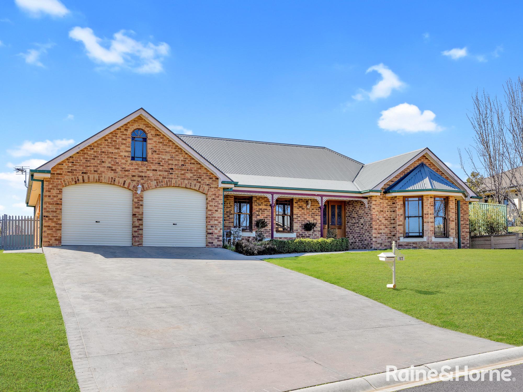 4-bedroom house at 17 Cypress Crescent, Kelso, NSW 2795, Bathurst, New South Wales