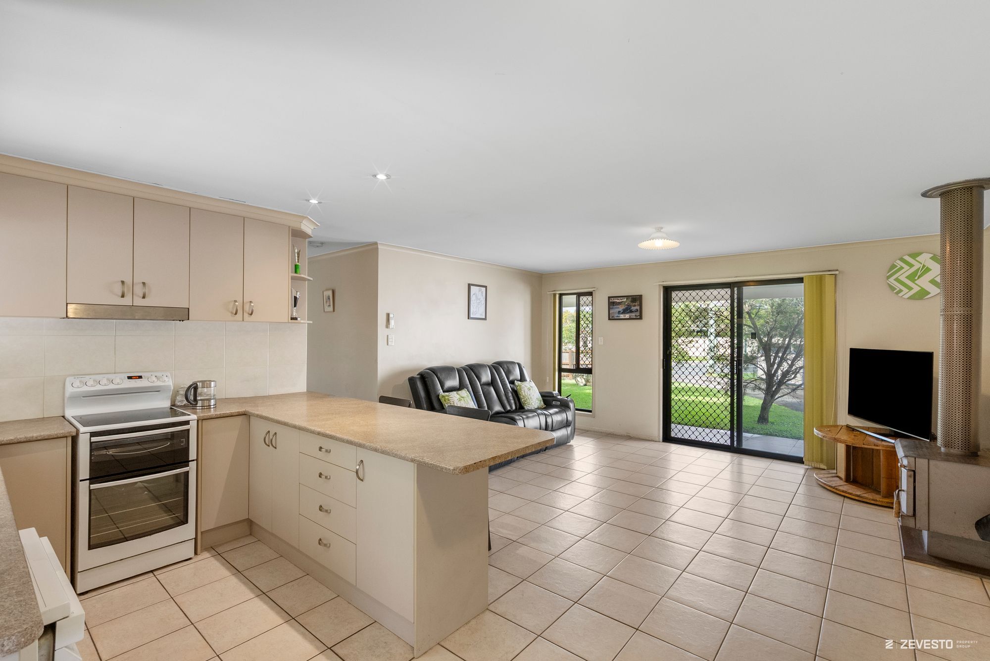 34 SHARON DRIVE, Eagleby QLD 4207 - Image 7