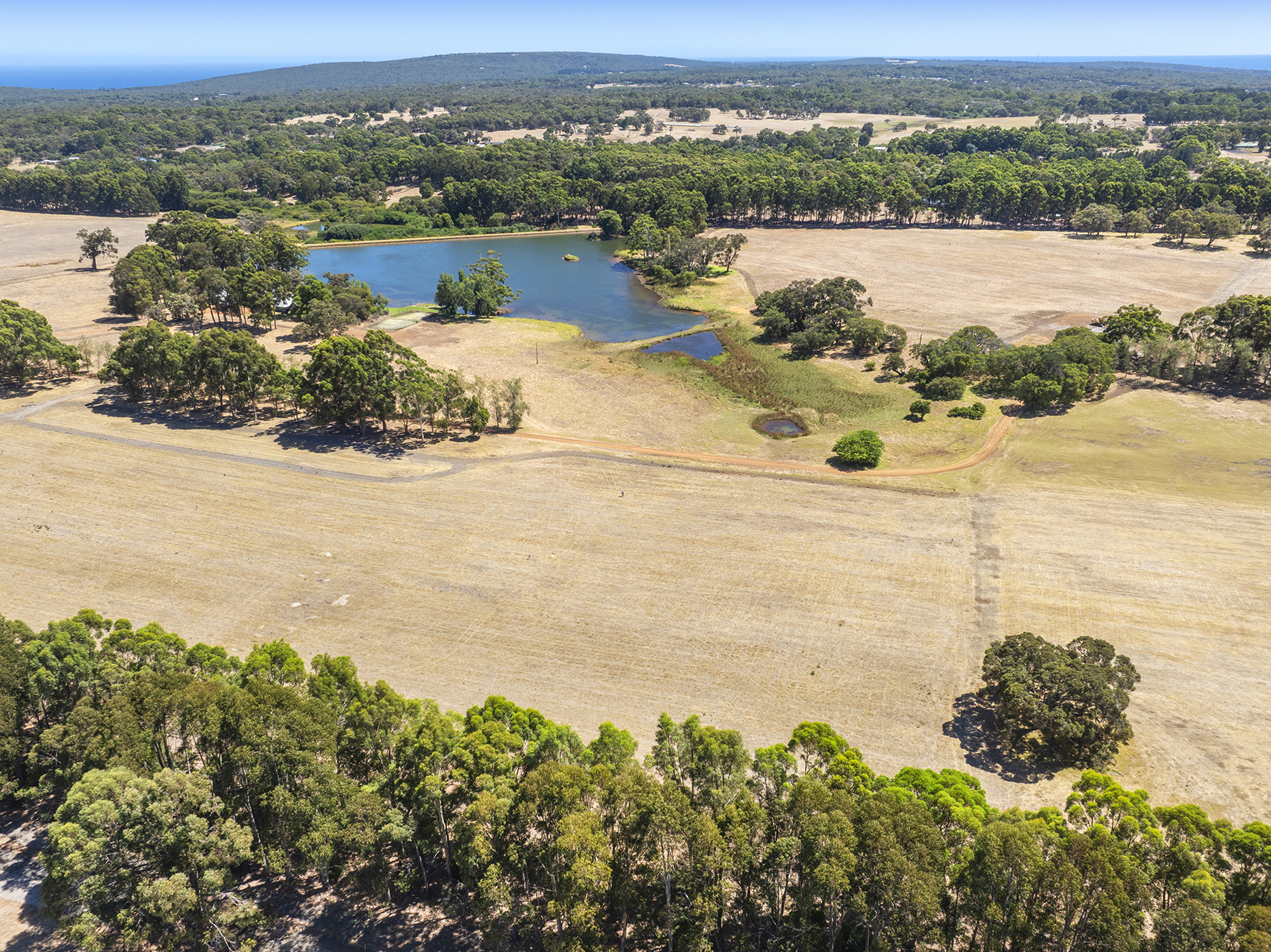158 Springfield Farm, Yallingup, Wa, 6282 - Image 1