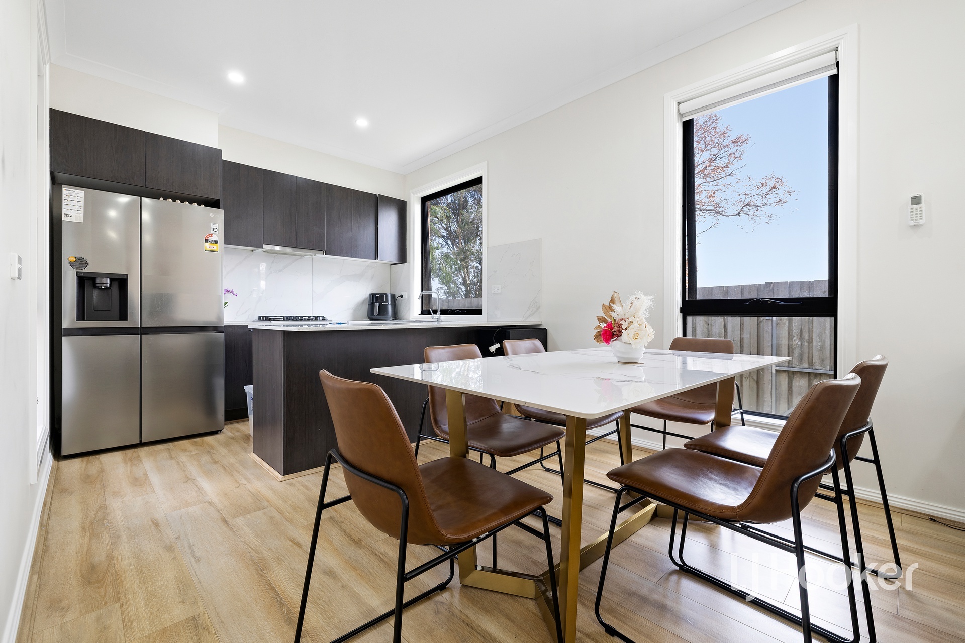 2 29 WILLOW DRIVE, HAMPTON PARK VIC 3976 - Image 6