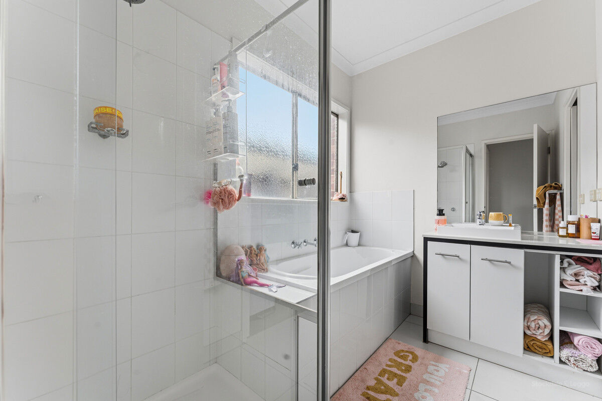 7 1-5 MEABY DRIVE, PAKENHAM VIC 3810 - Image 8