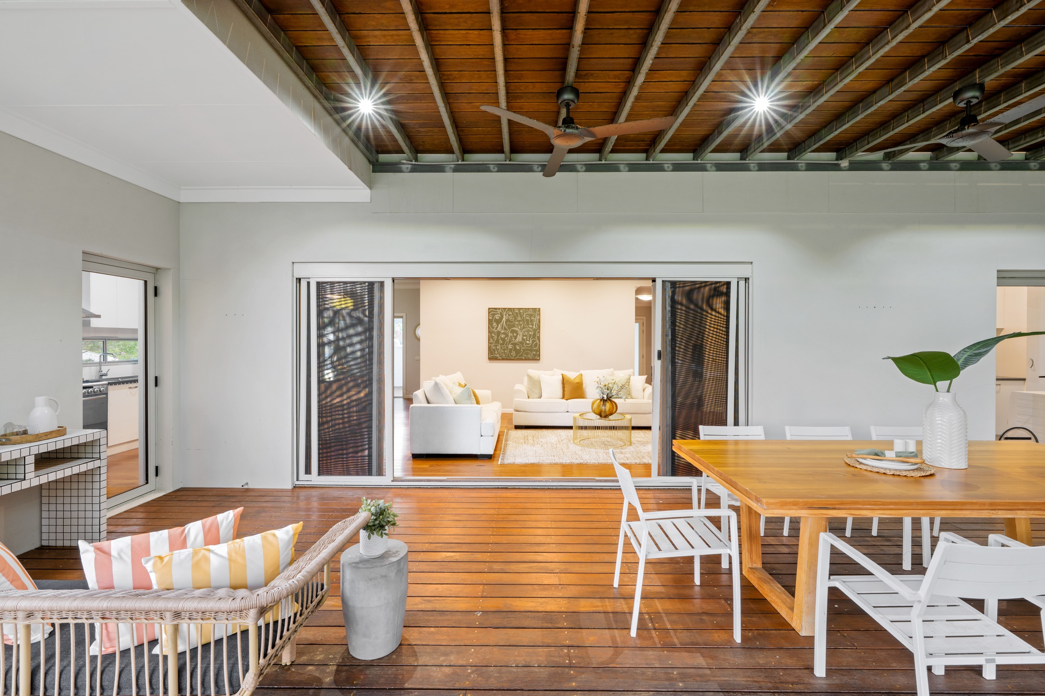 5-bedroom house at 696 FORREST HILL AVENUE, Albury NSW 2640, Albury, New South Wales