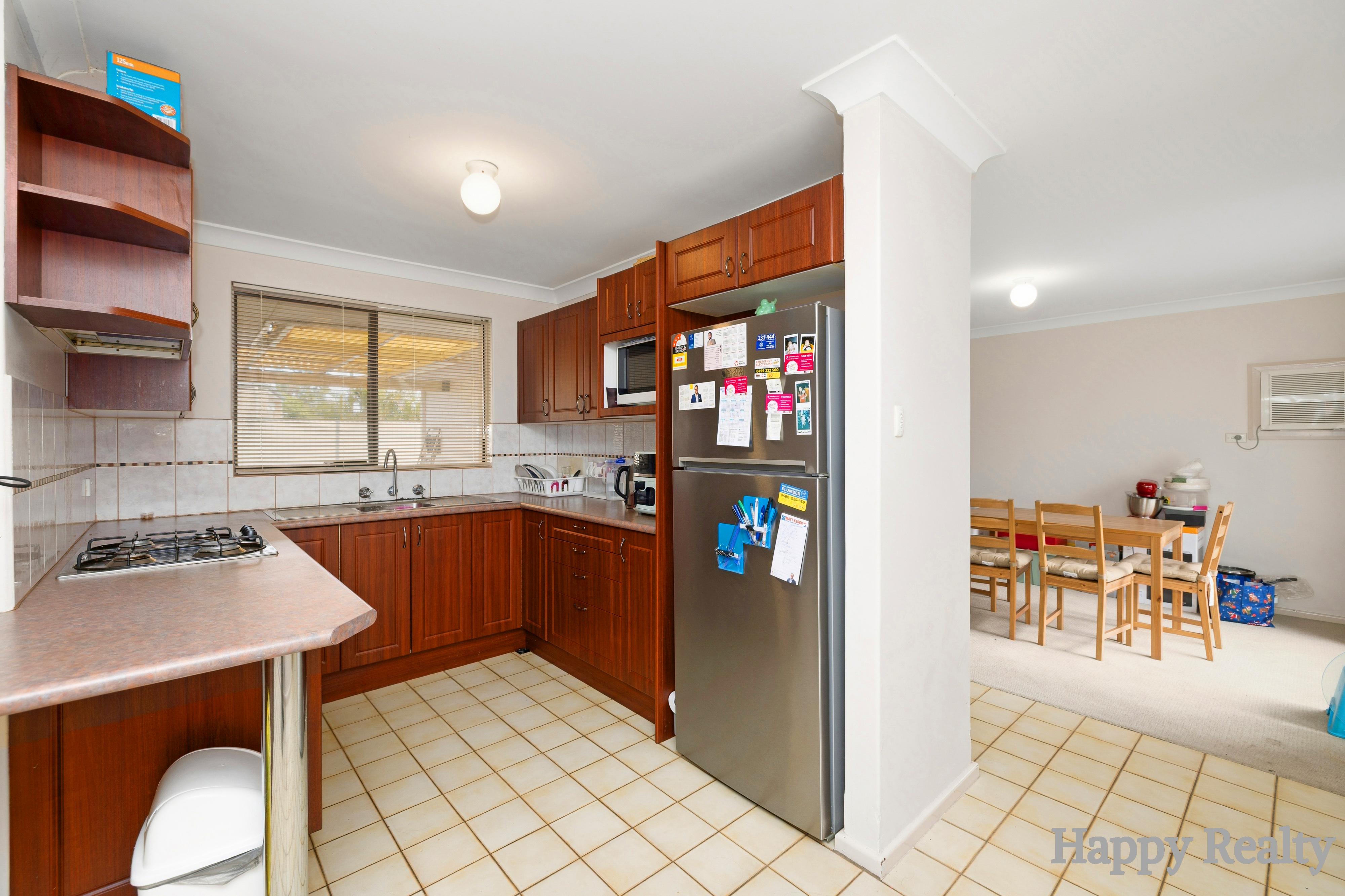18 FAGENCE WAY, Thornlie WA 6108 - Image 6