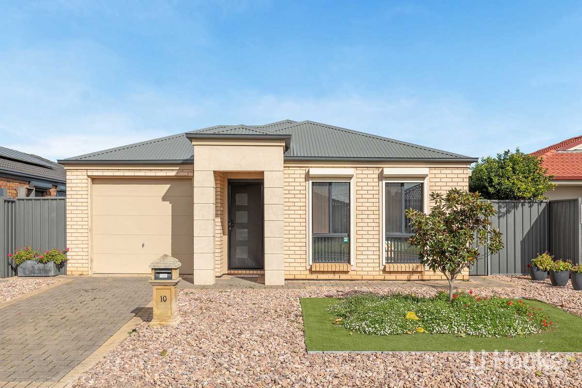 10 CASSIA STREET, Munno Para West SA 5115 - Image 1