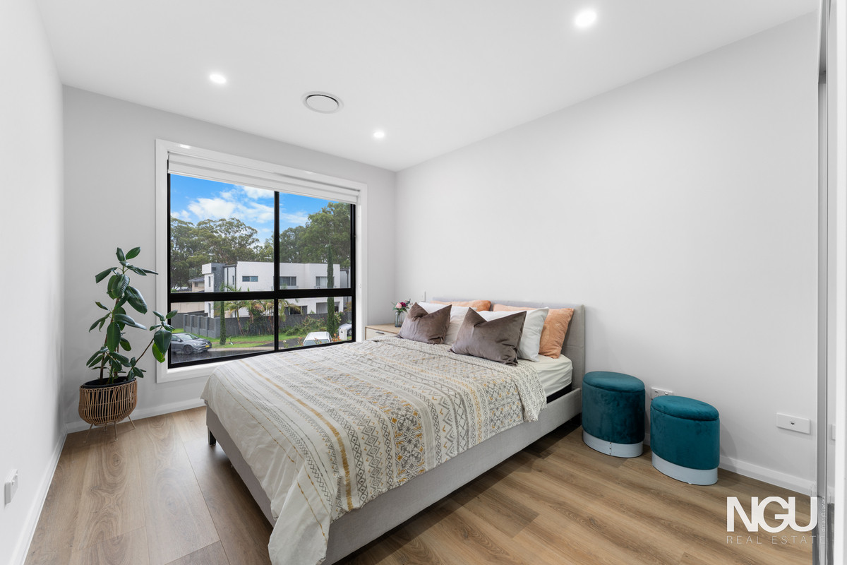 8 Holstein Close, Quakers Hill, NSW 2763 - Image 10