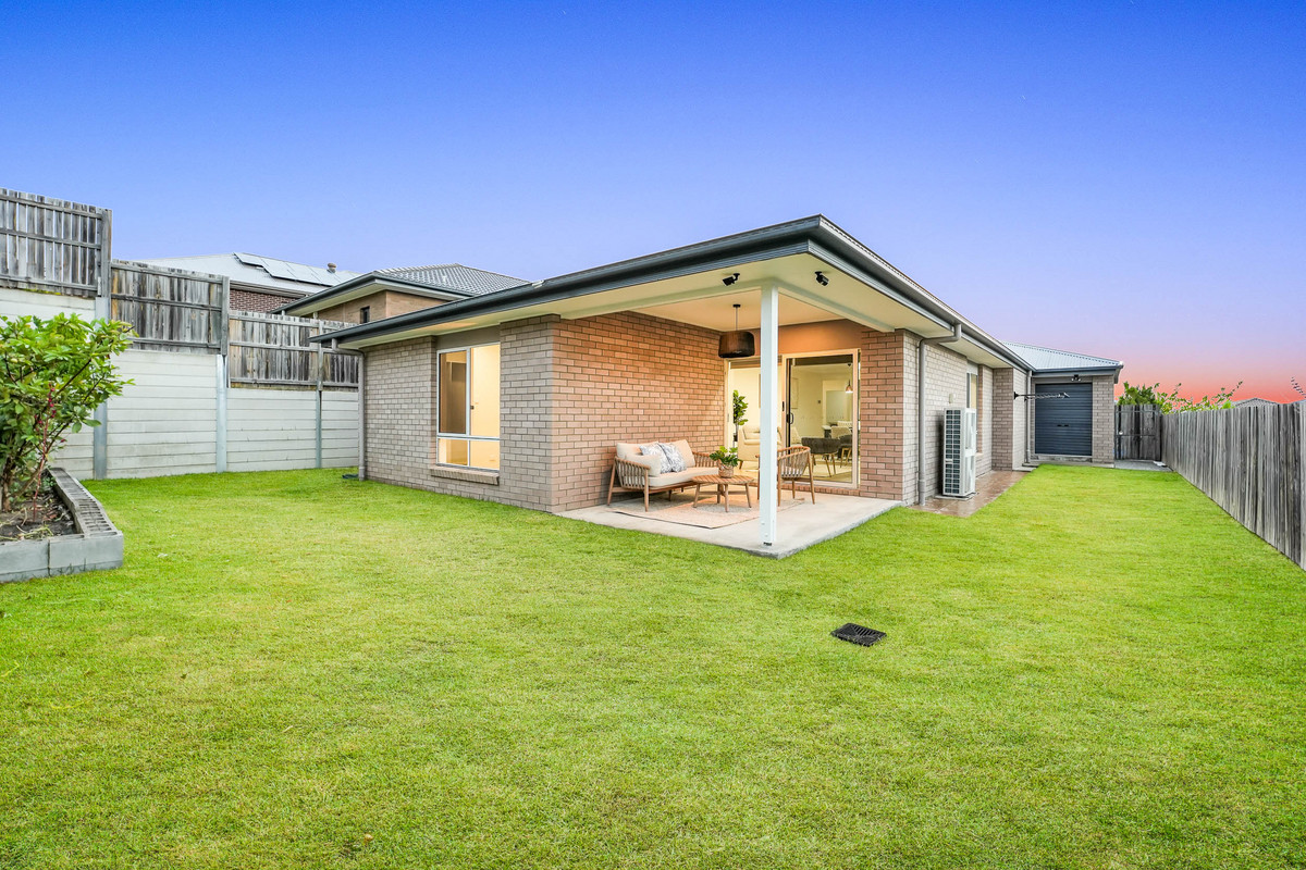 142 WOODLINE DRIVE, Spring Mountain QLD 4300 - Image 6