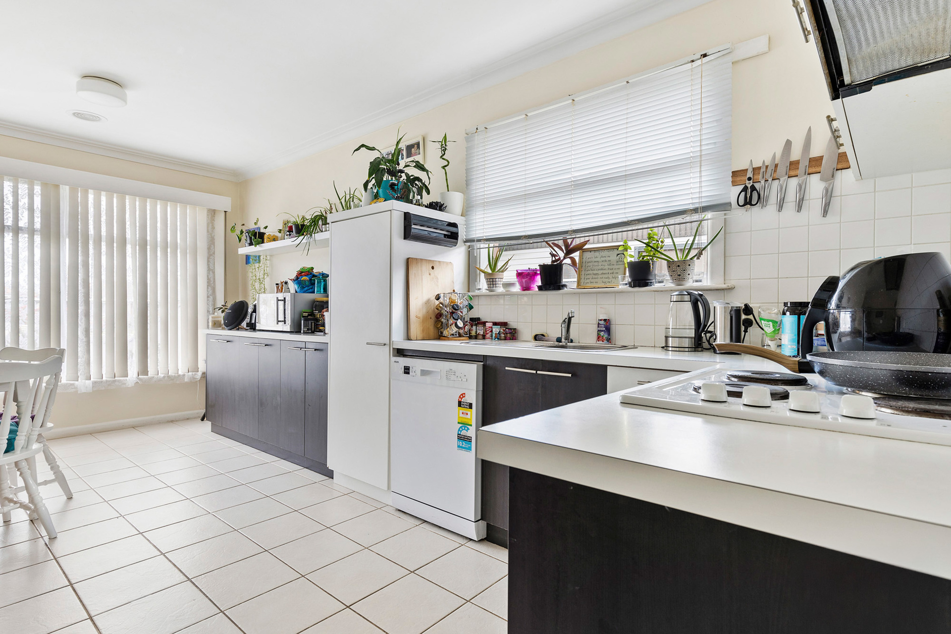 6 CUTHBERTS ROAD, Alfredton VIC 3350 - Image 4