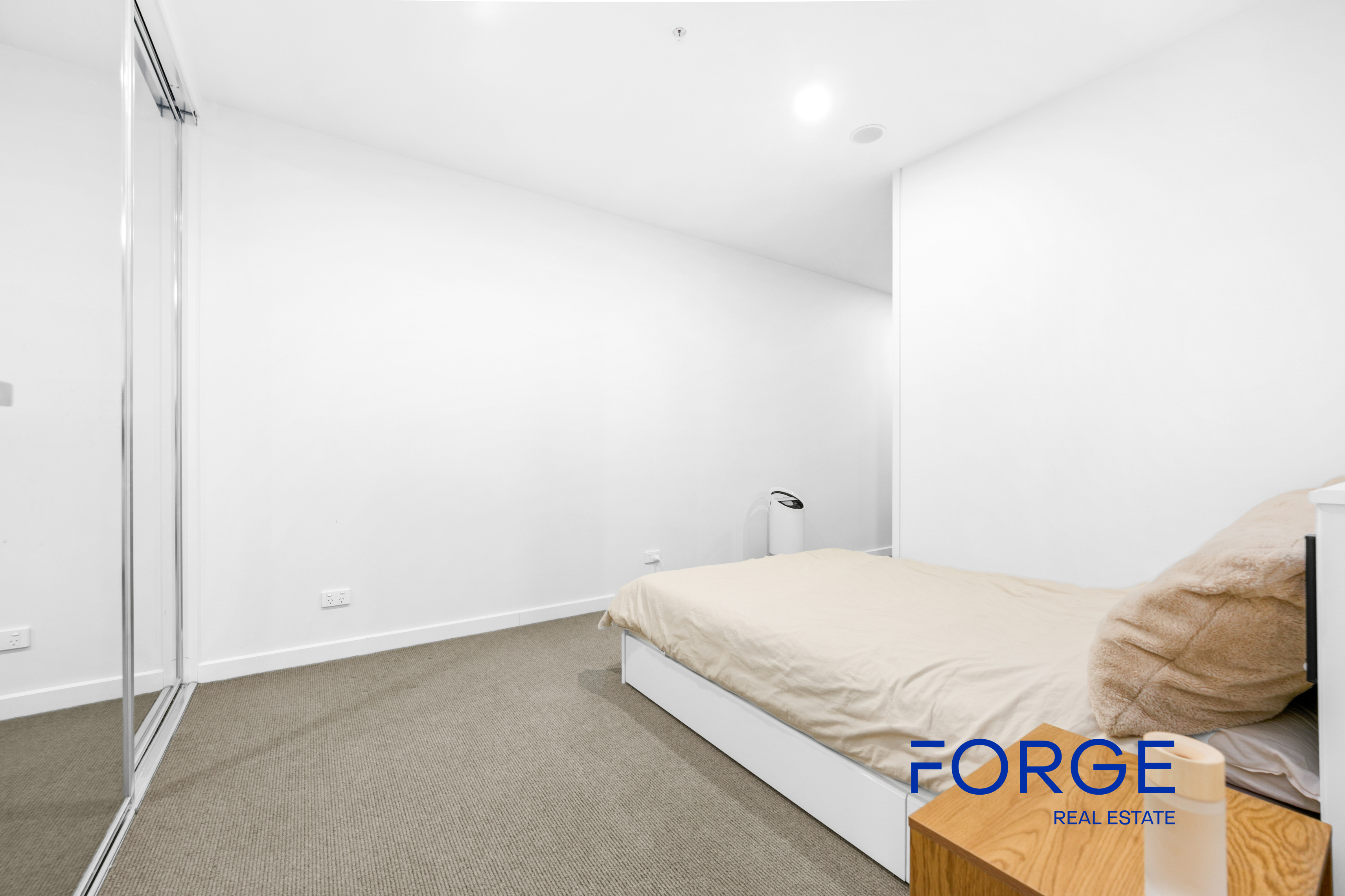1-bedroom unit at APARTMENT 507 600 DONCASTER ROAD, DONCASTER VIC 3108, Manningham, Victoria