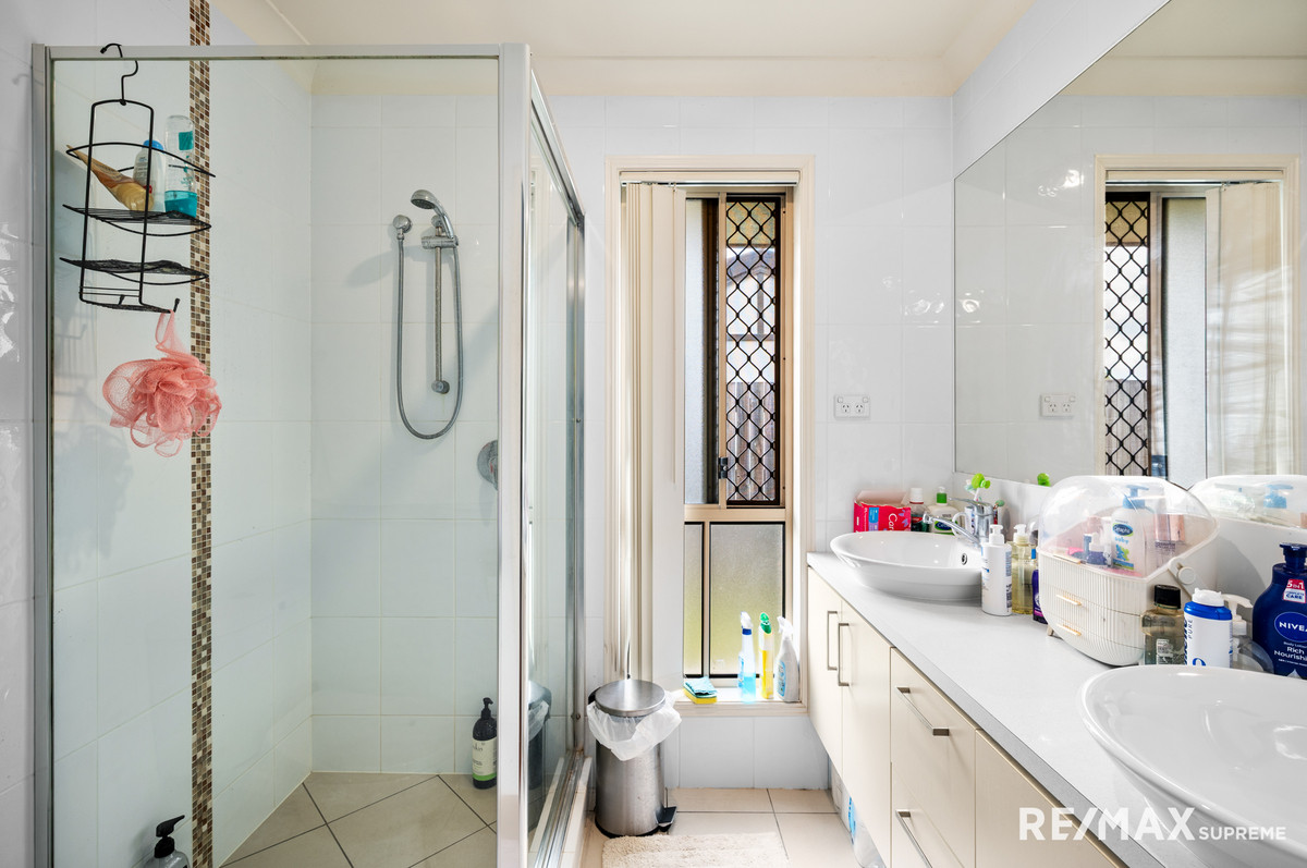 4-bedroom house at 40 Finetti Circuit, Durack, QLD 4077, Brisbane, Queensland