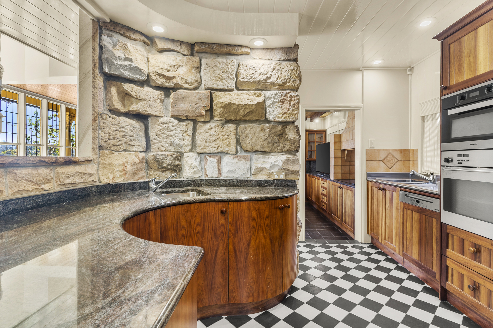 10 CUMBEE LANE, Caringbah South NSW 2229 - Image 9