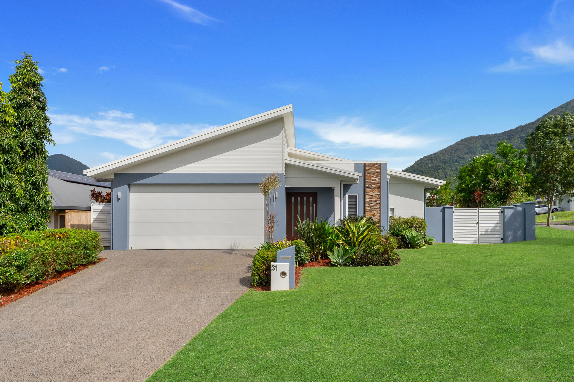 31 Genesta Circuit, Redlynch, QLD 4870 - Image 2