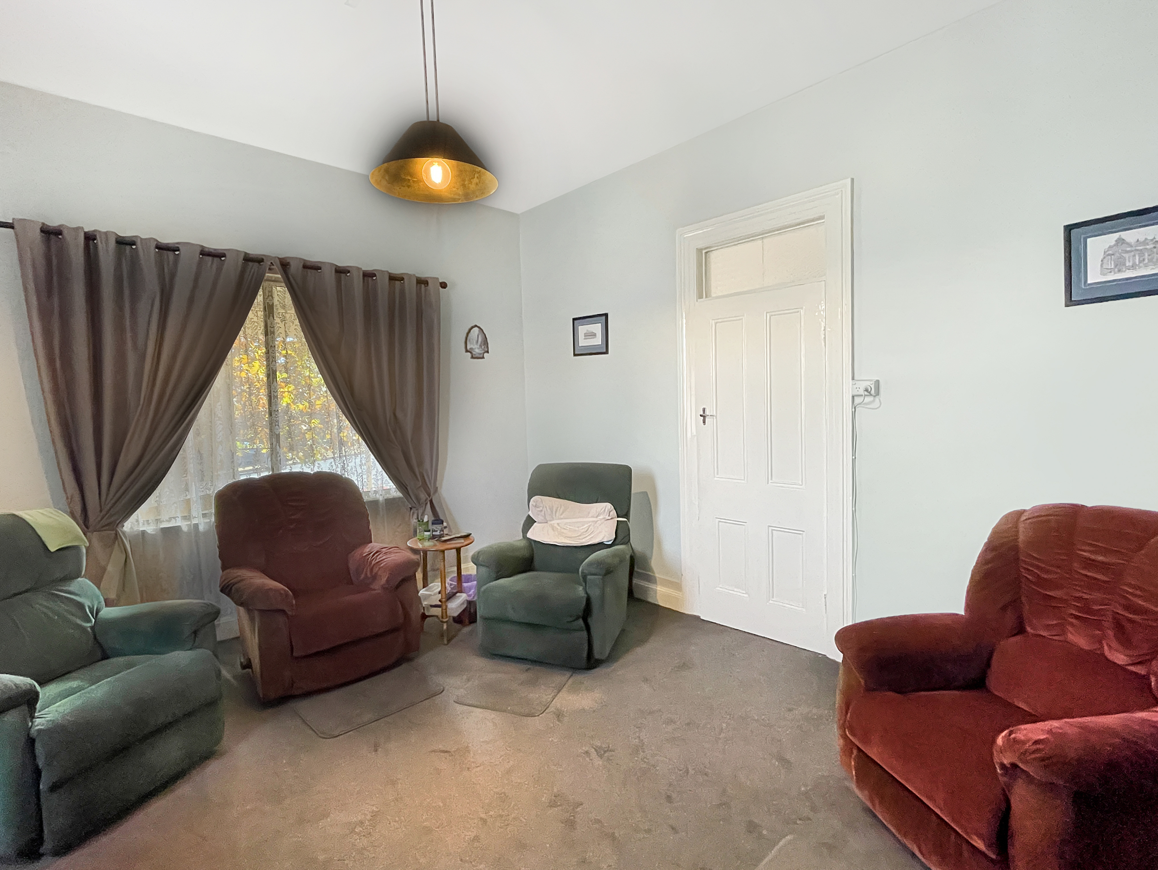 5-bedroom house at 32 Commissioner Street, Cooma, NSW 2630, Snowy Monaro, New South Wales