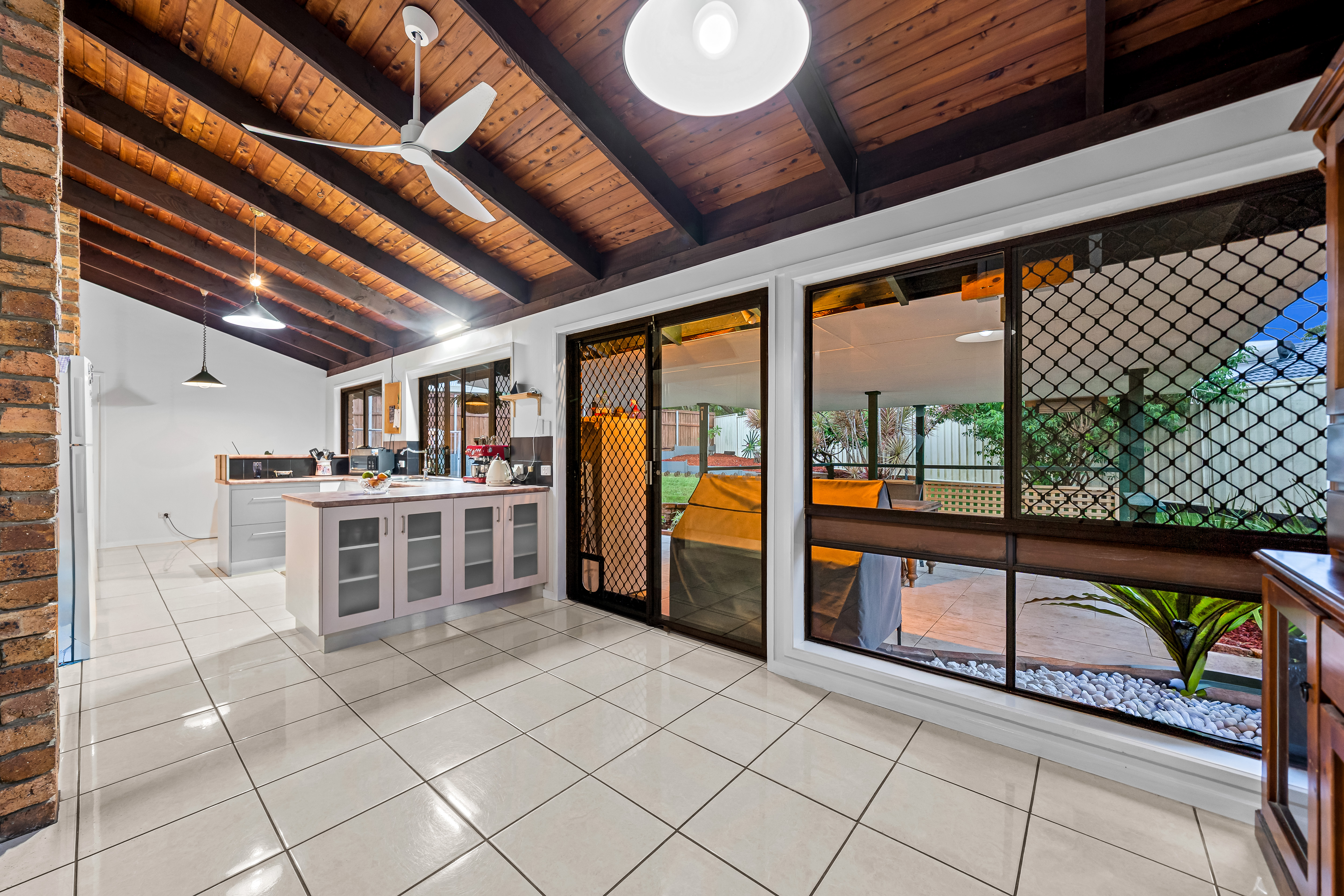 3 LA SENDA COURT, Springwood QLD 4127 - Image 6