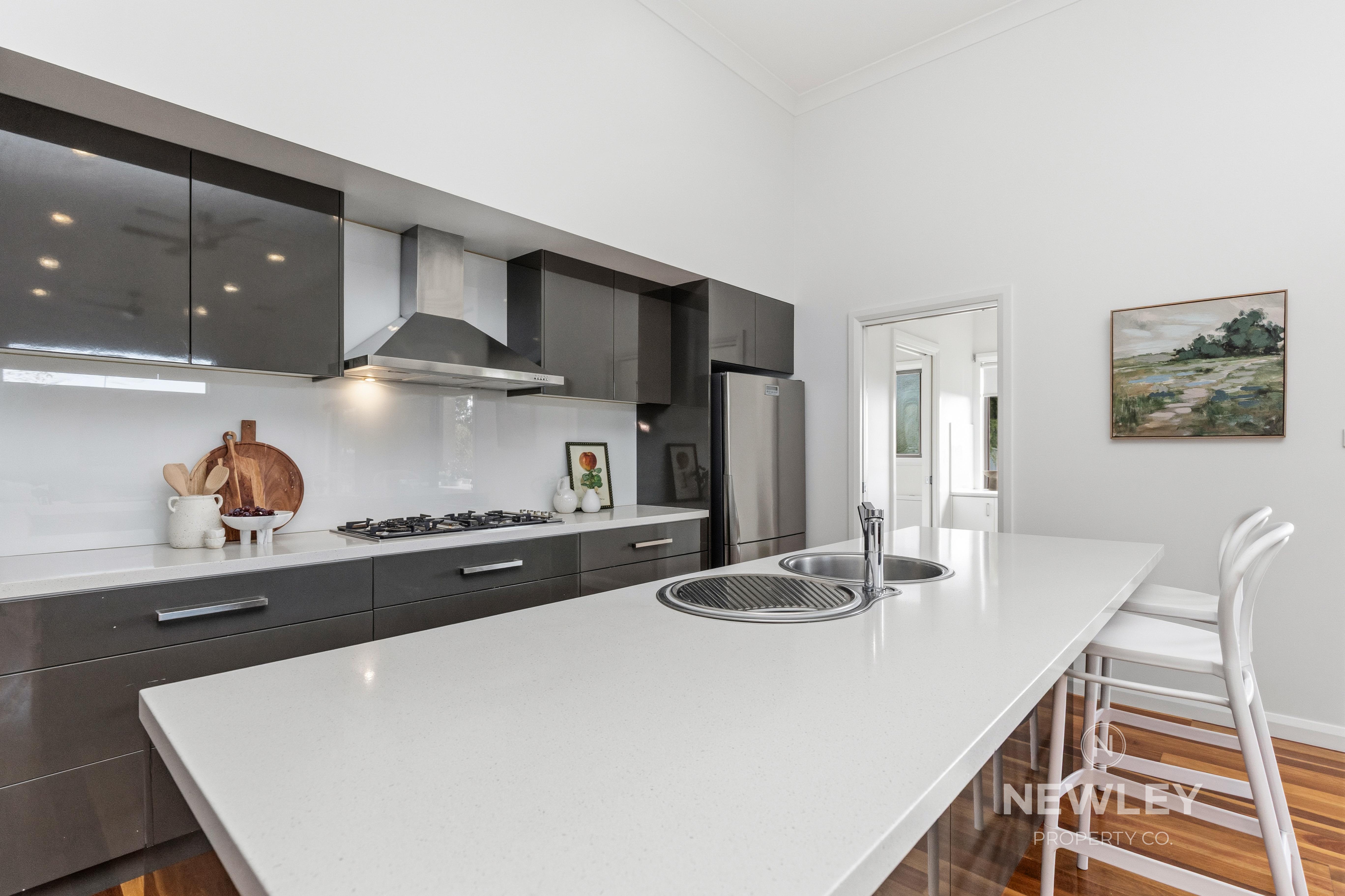 5-bedroom house at 11 Clifton Street, Bourkelands, NSW 2650, Wagga Wagga, New South Wales