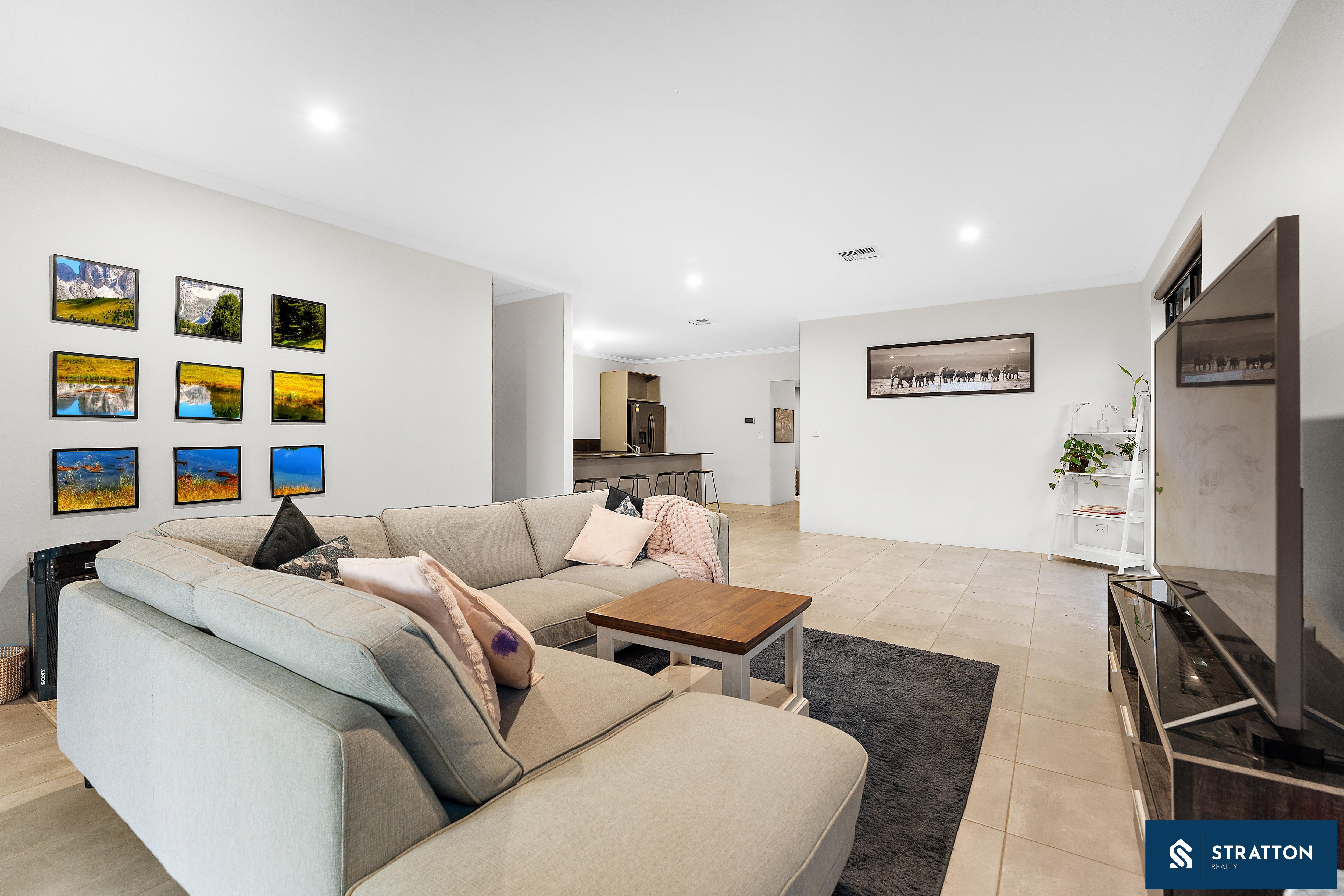 4-bedroom house at 17 Macintyre View, Hilbert, WA 6112, Armadale, Western Australia