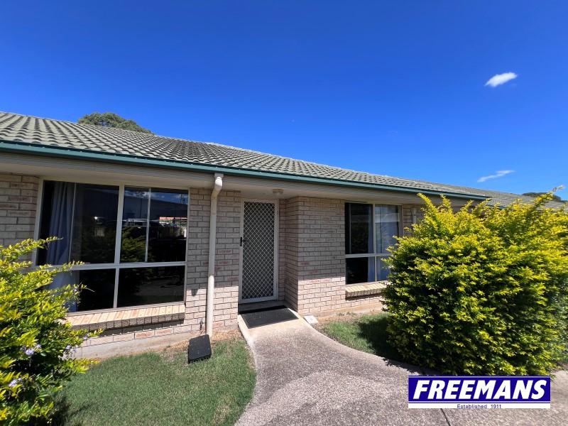 4 30 BARON STREET, KINGAROY QLD 4610 - Image 1