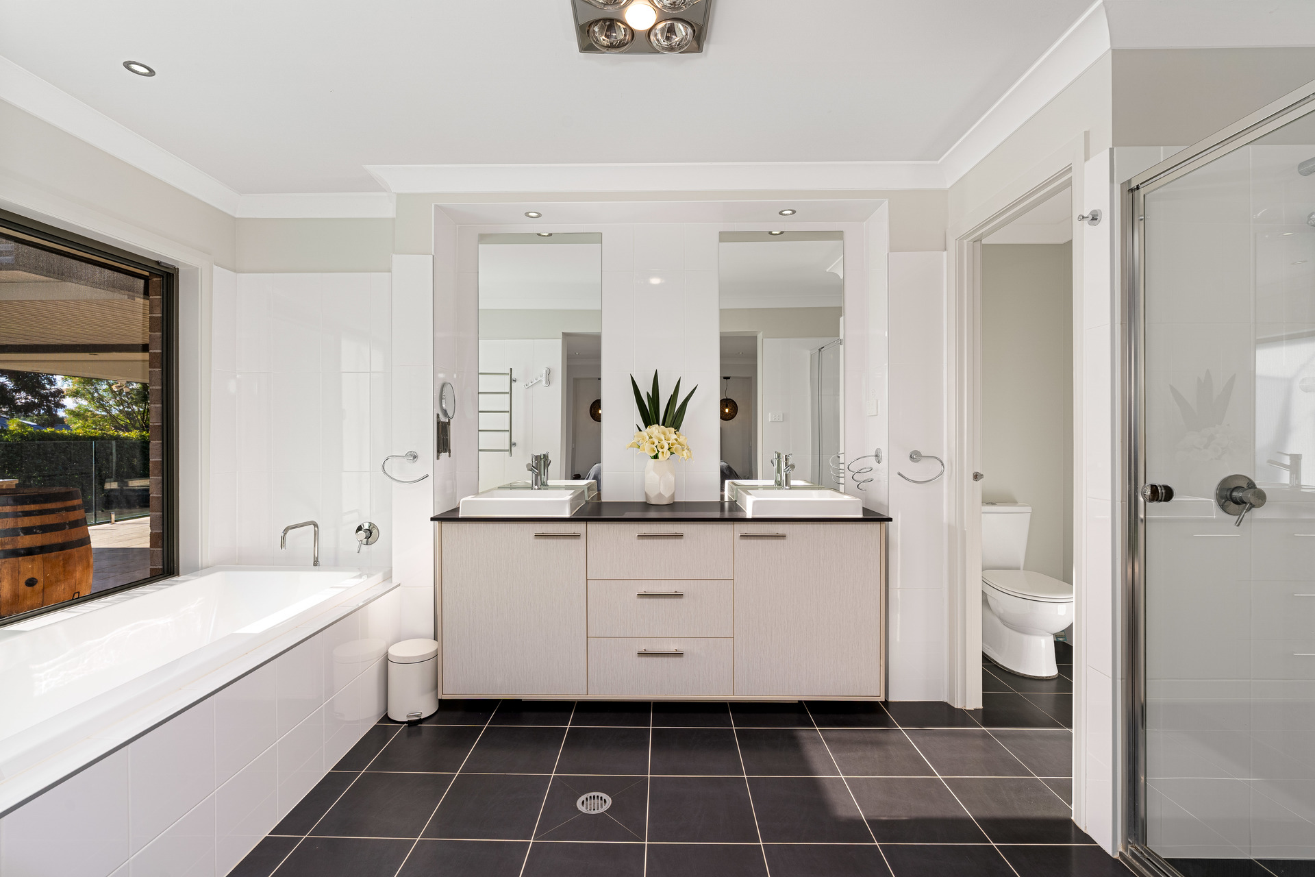 5-bedroom house at 22 Twin Creeks Drive, Luddenham, NSW 2745, Liverpool, New South Wales