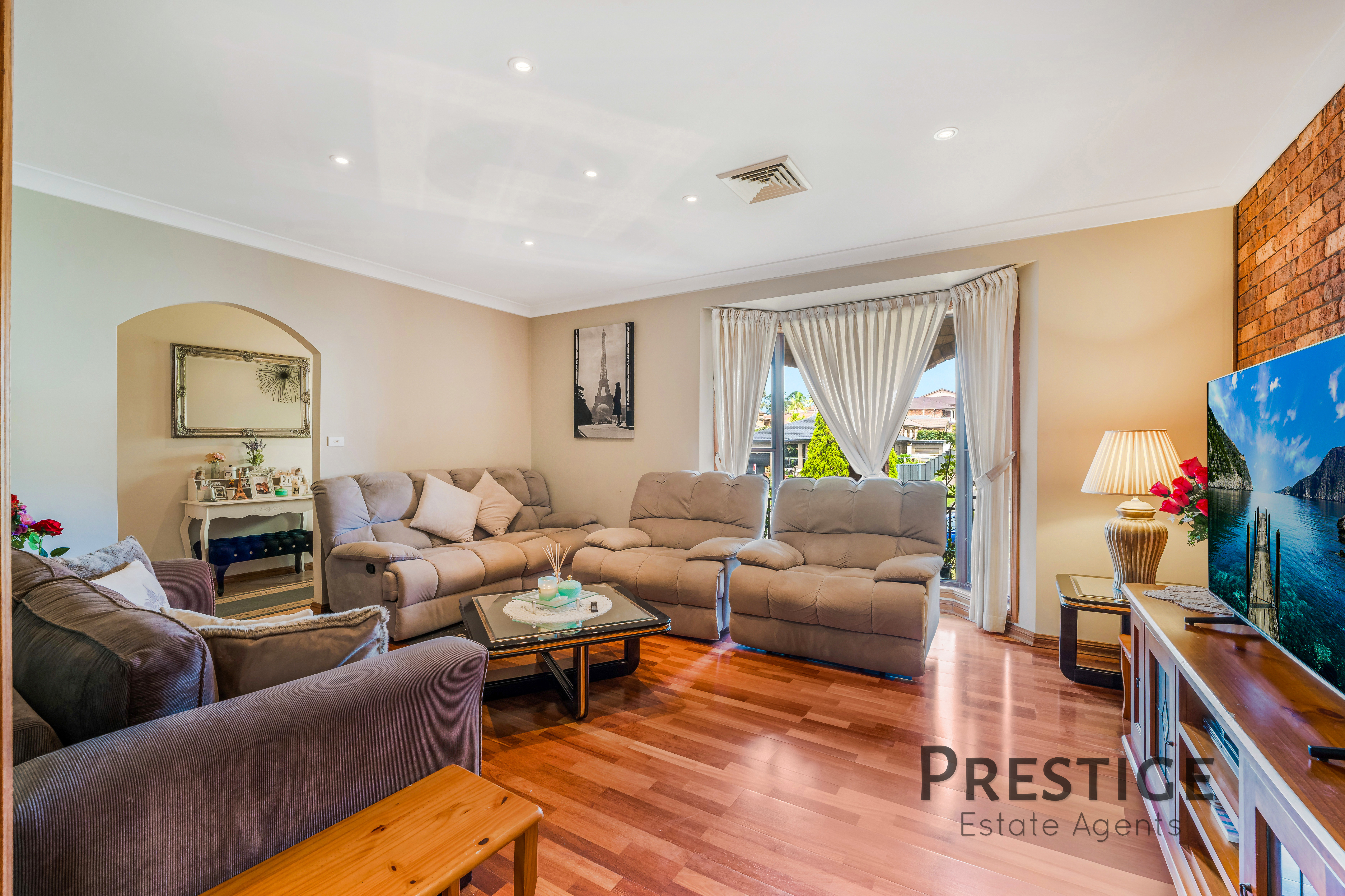 7 KINGFISHER AVENUE, Bossley Park NSW 2176 - Image 4