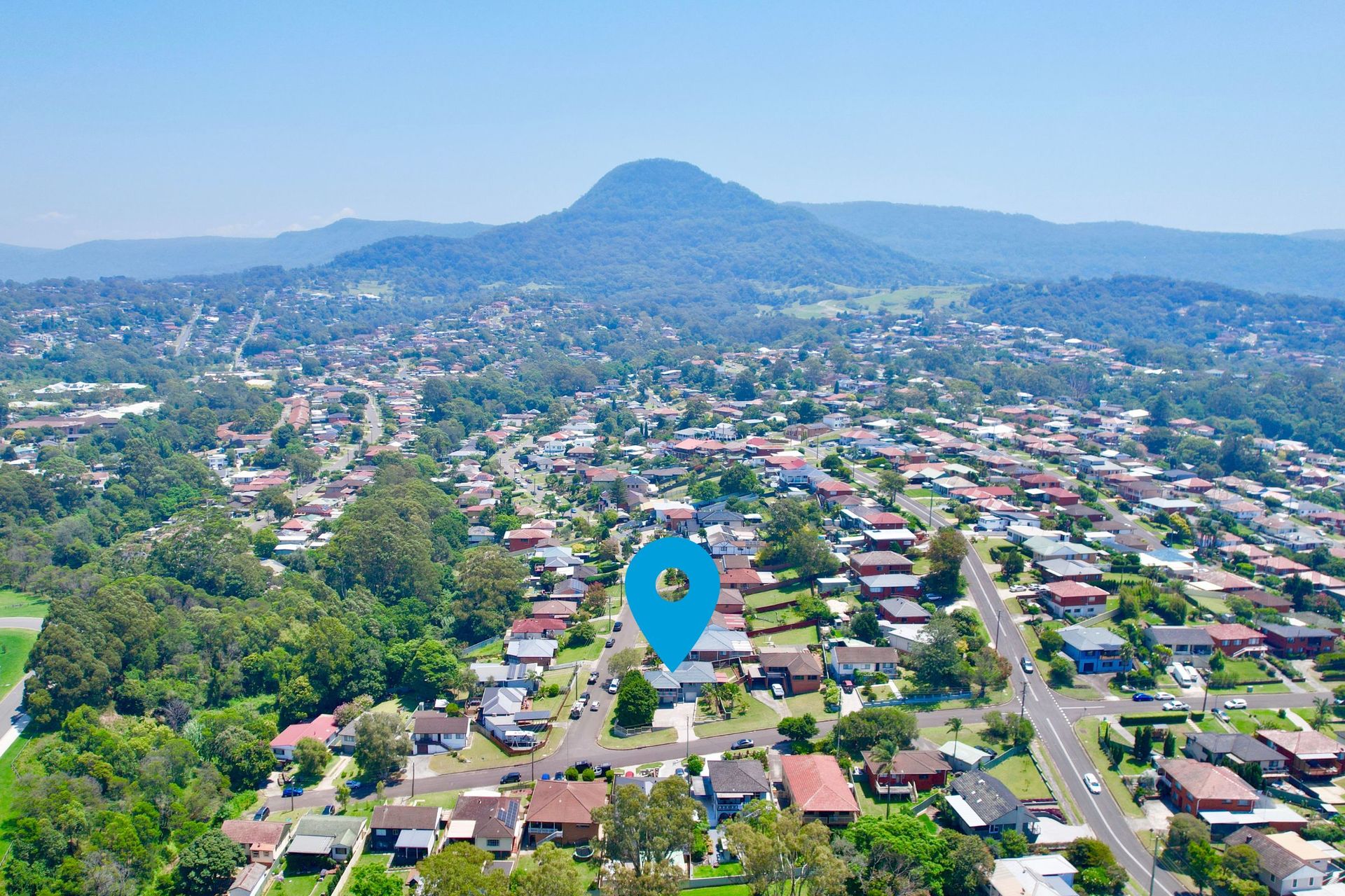 5-bedroom house at 2 BRUCE STREET, Unanderra NSW 2526, Wollongong, New South Wales