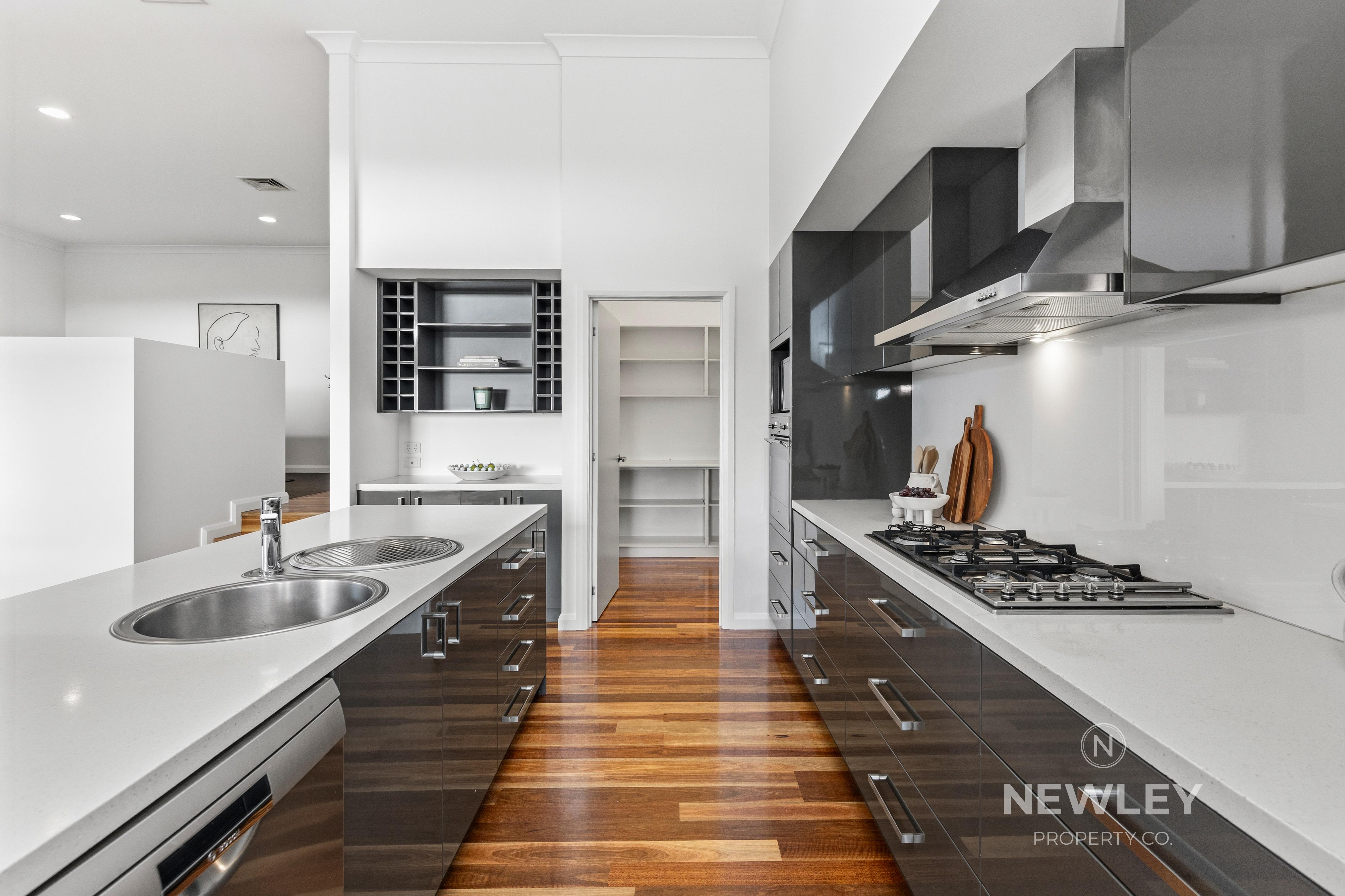 5-bedroom house at 11 Clifton Street, Bourkelands, NSW 2650, Wagga Wagga, New South Wales