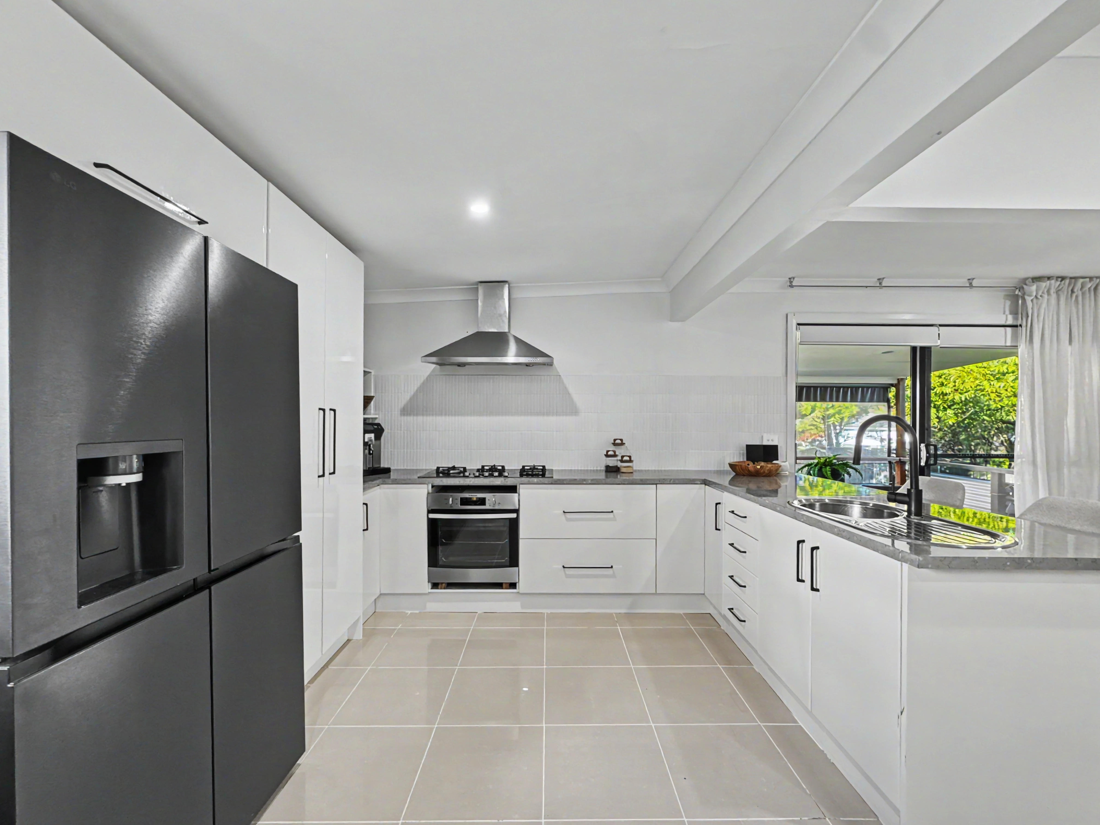 70 BRIDGE AVENUE, Oak Flats NSW 2529 - Image 6