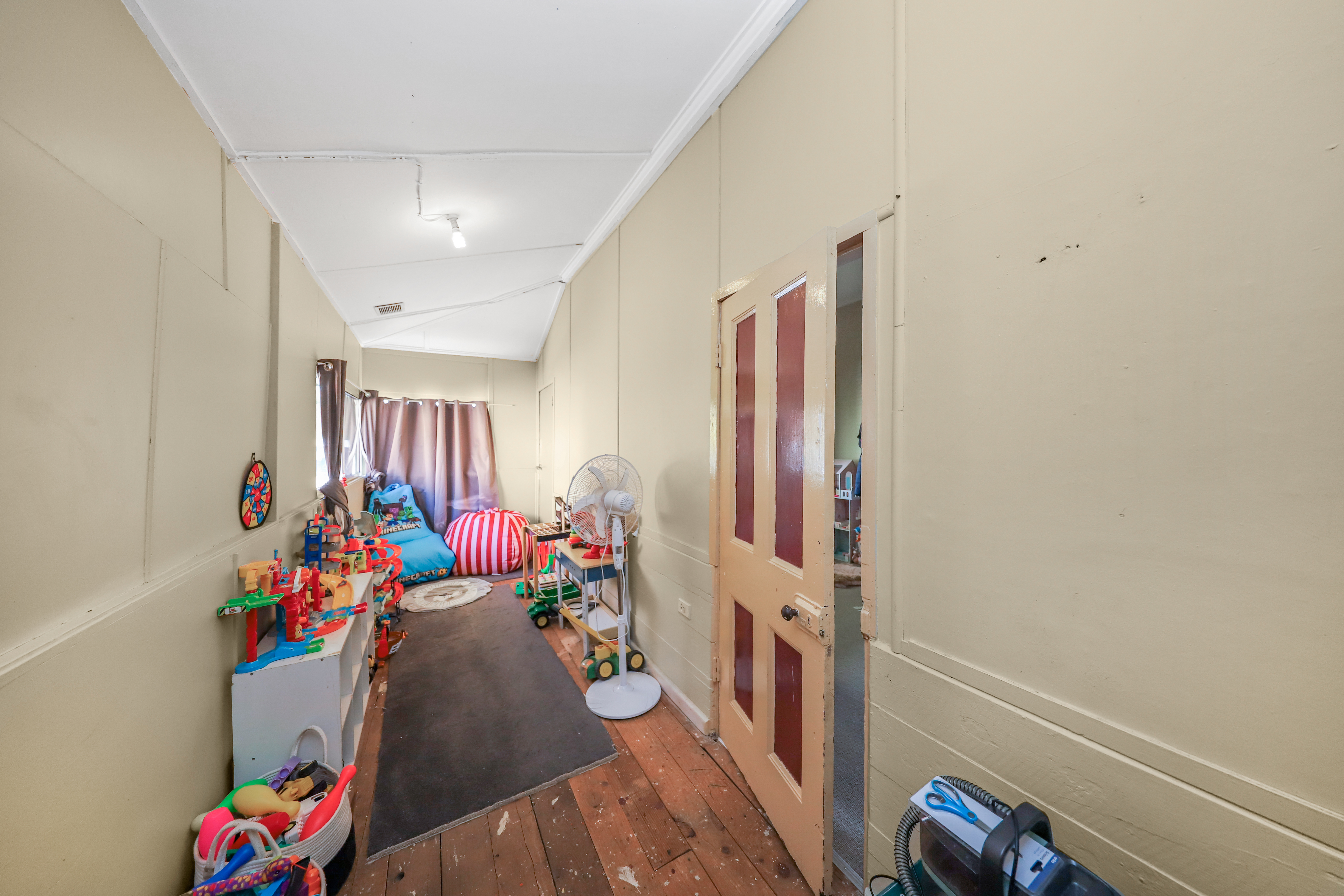 86 CAPPER STREET, Tumut NSW 2720 - Image 9