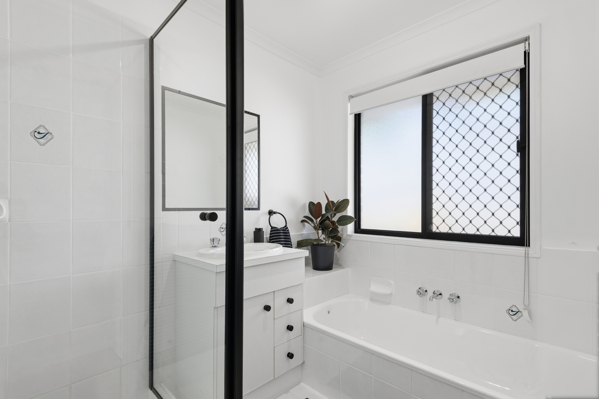 3-bedroom house at 5 Roper Place, Kallangur, QLD 4503, Moreton Bay, Queensland