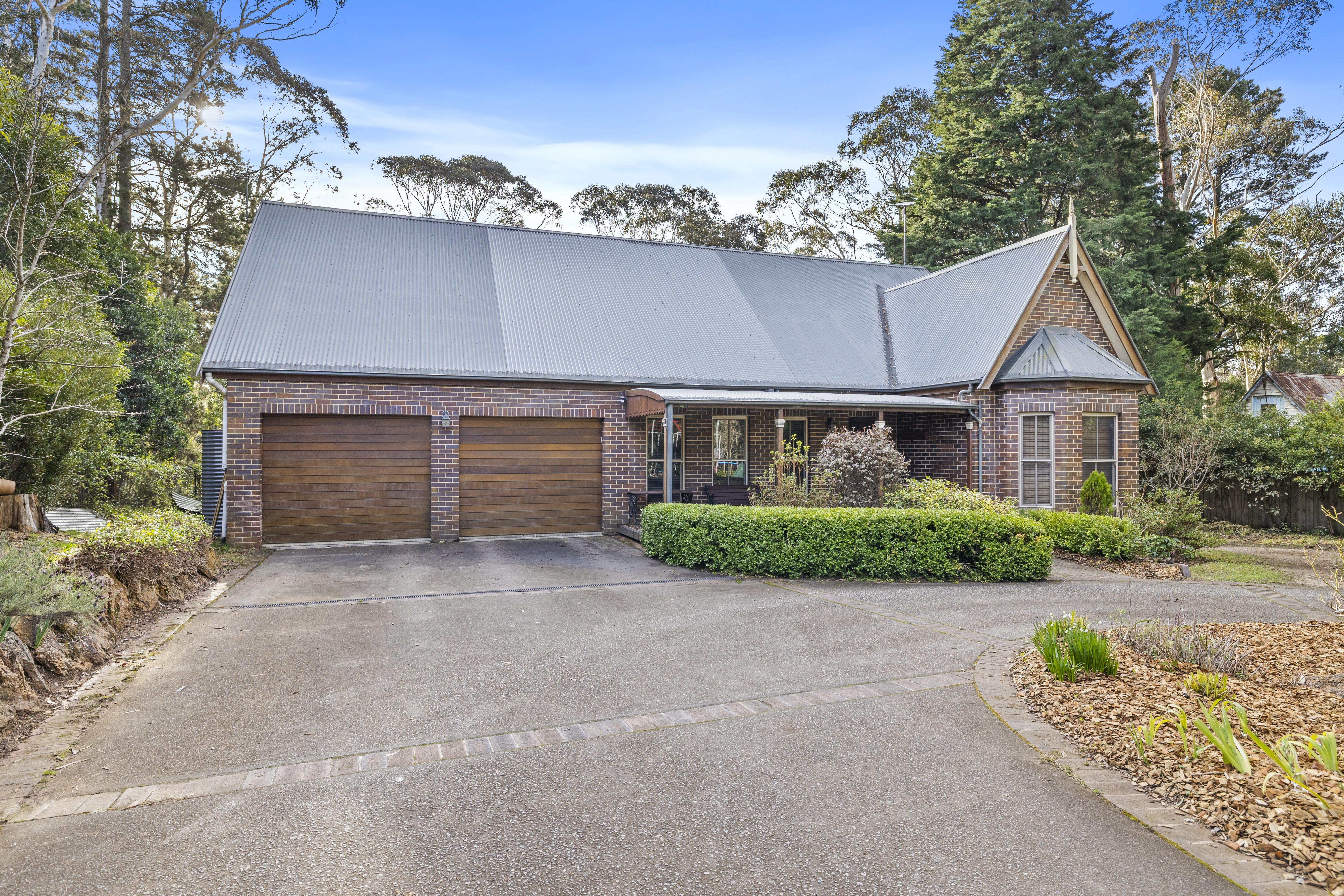 210 Hat Hill Road, Blackheath, Nsw, 2785 - Image 1