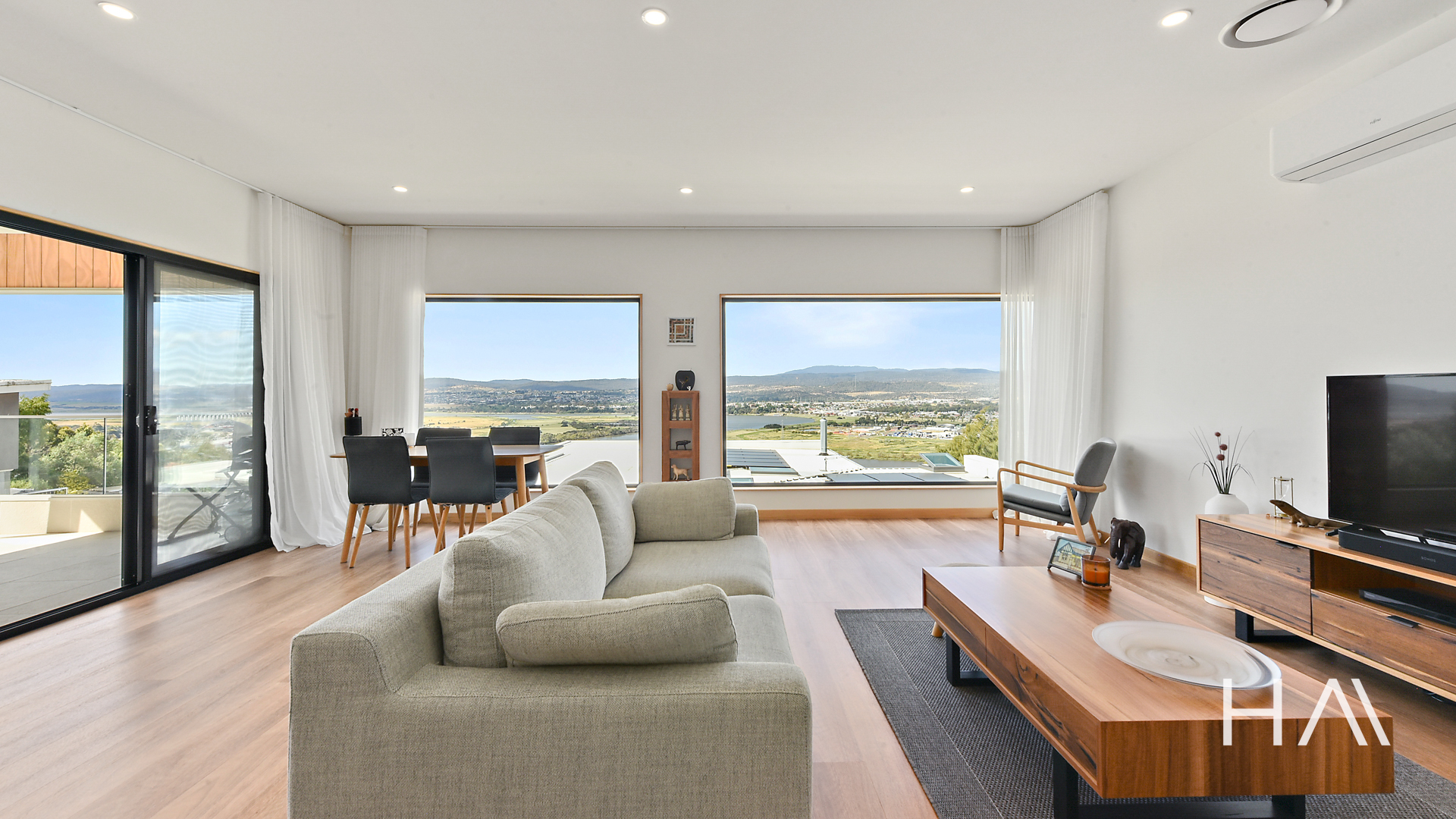 3-bedroom house at 1/55 Lachlan Parade, Trevallyn, TAS 7250, West Tamar, Tasmania