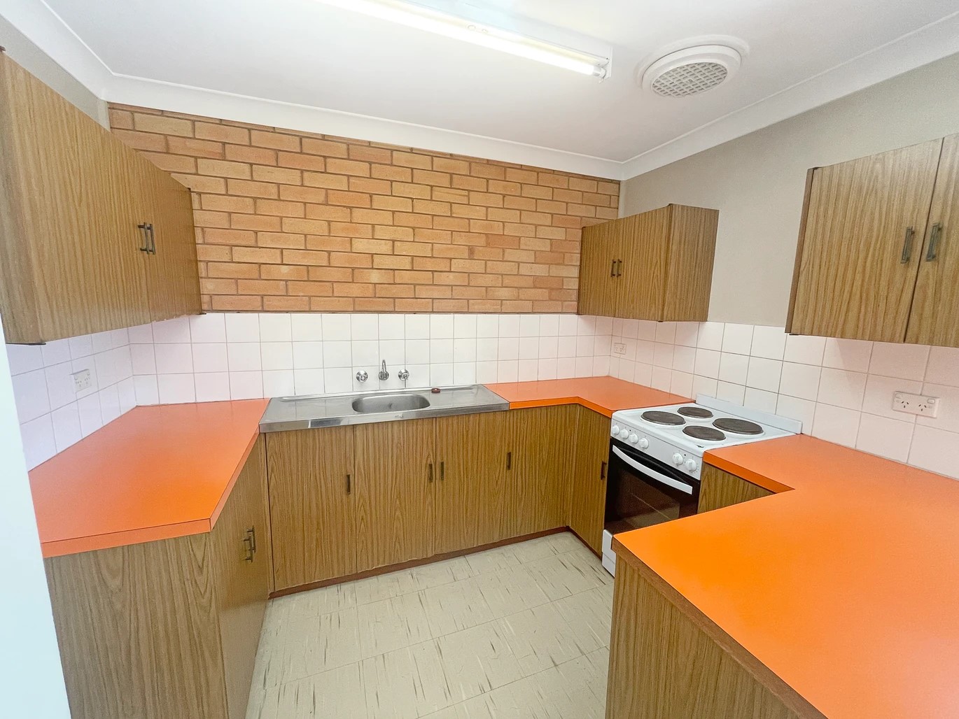 4-bedroom unit at 31 Bultje Street, Dubbo, NSW 2830, Dubbo, New South Wales