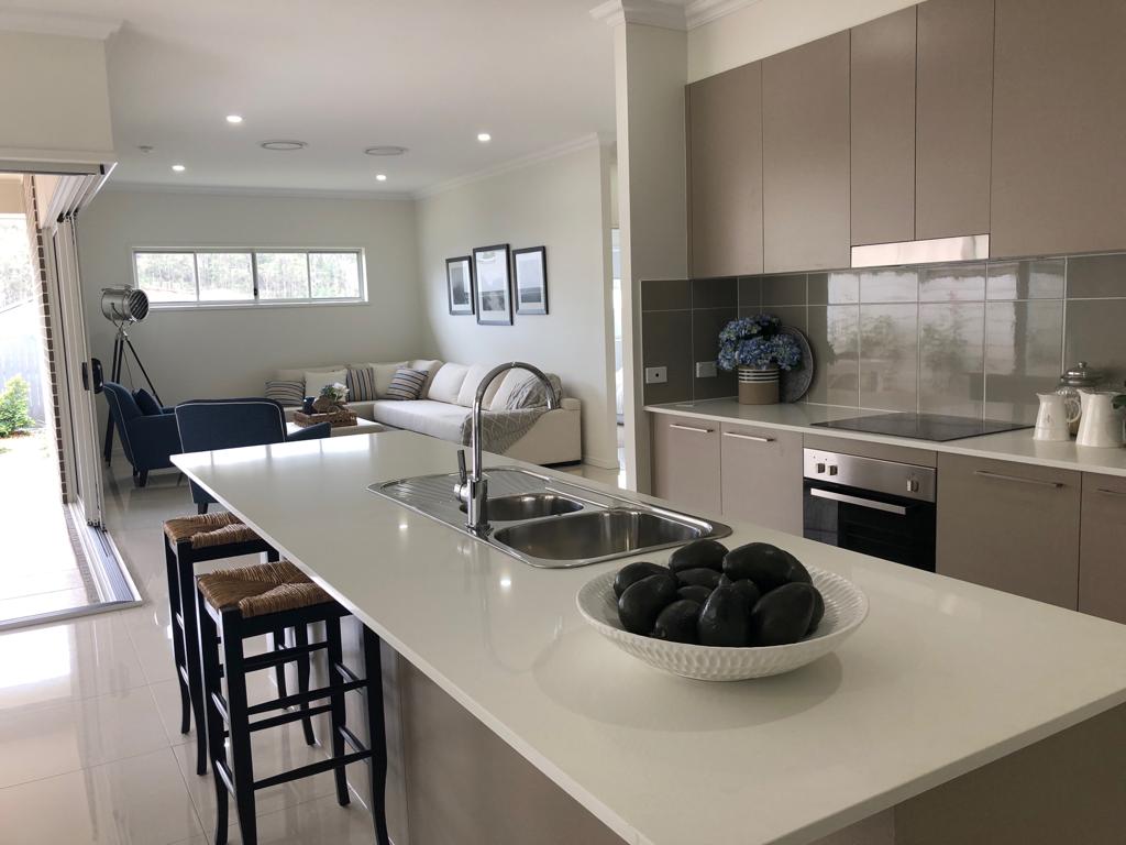 21 Dornoch St, Boronia Heights, Qld, 4124 - Image 2