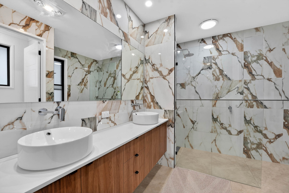 43 Himalayan Crescent, Spring Mountain, Qld, 4300 - Image 10