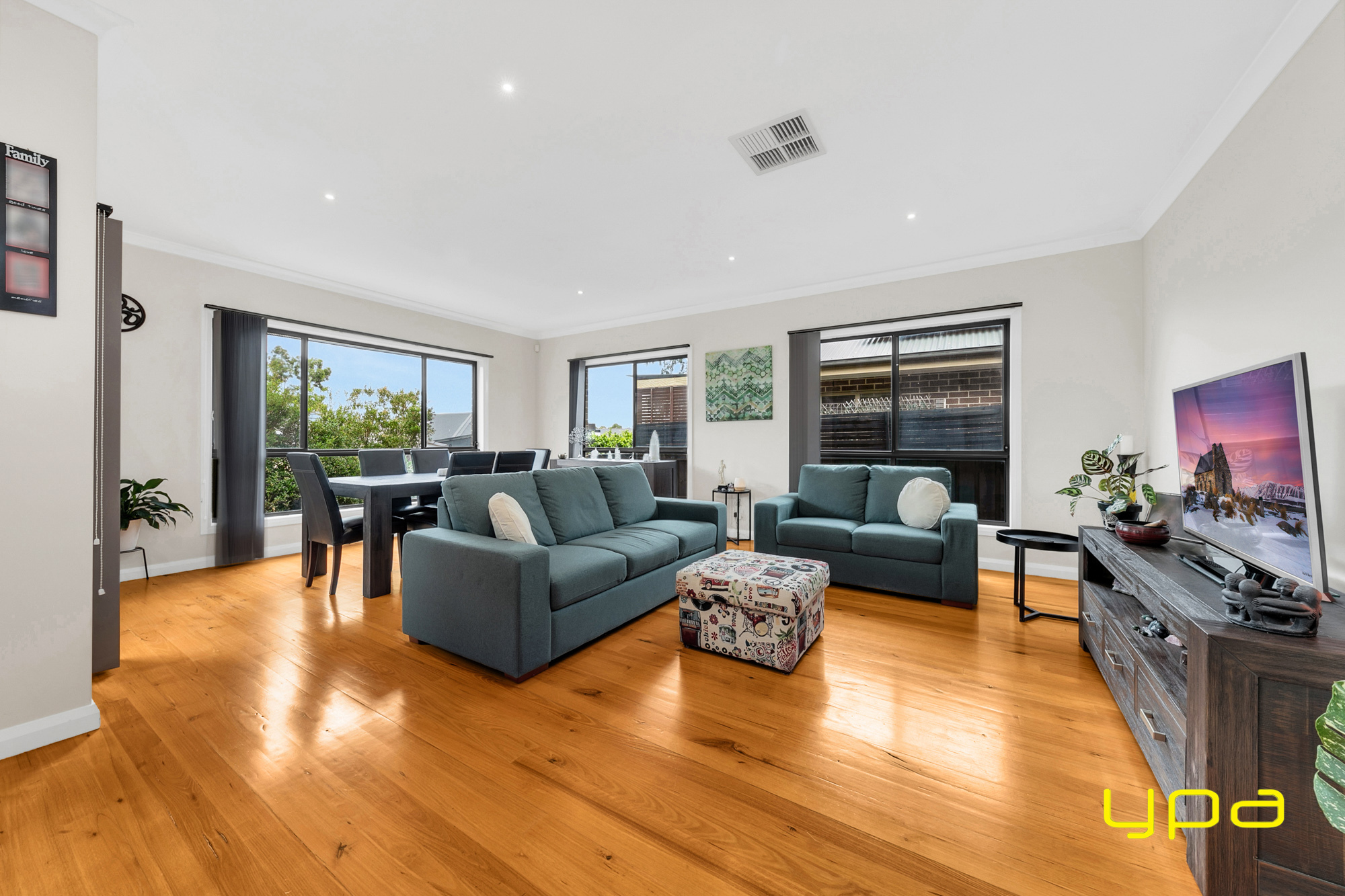 46 Peterborough Drive, Doreen, VIC 3754 - Image 2