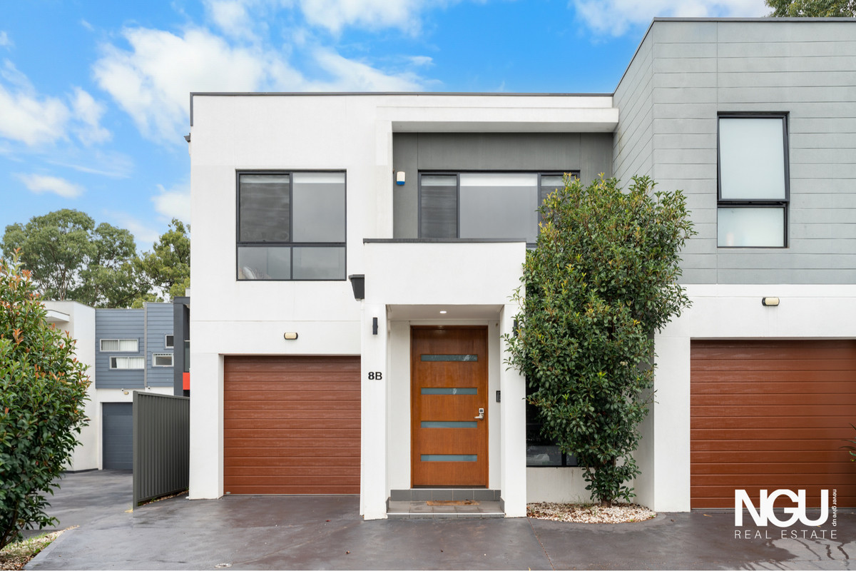 8 Holstein Close, Quakers Hill, NSW 2763 - Image 1