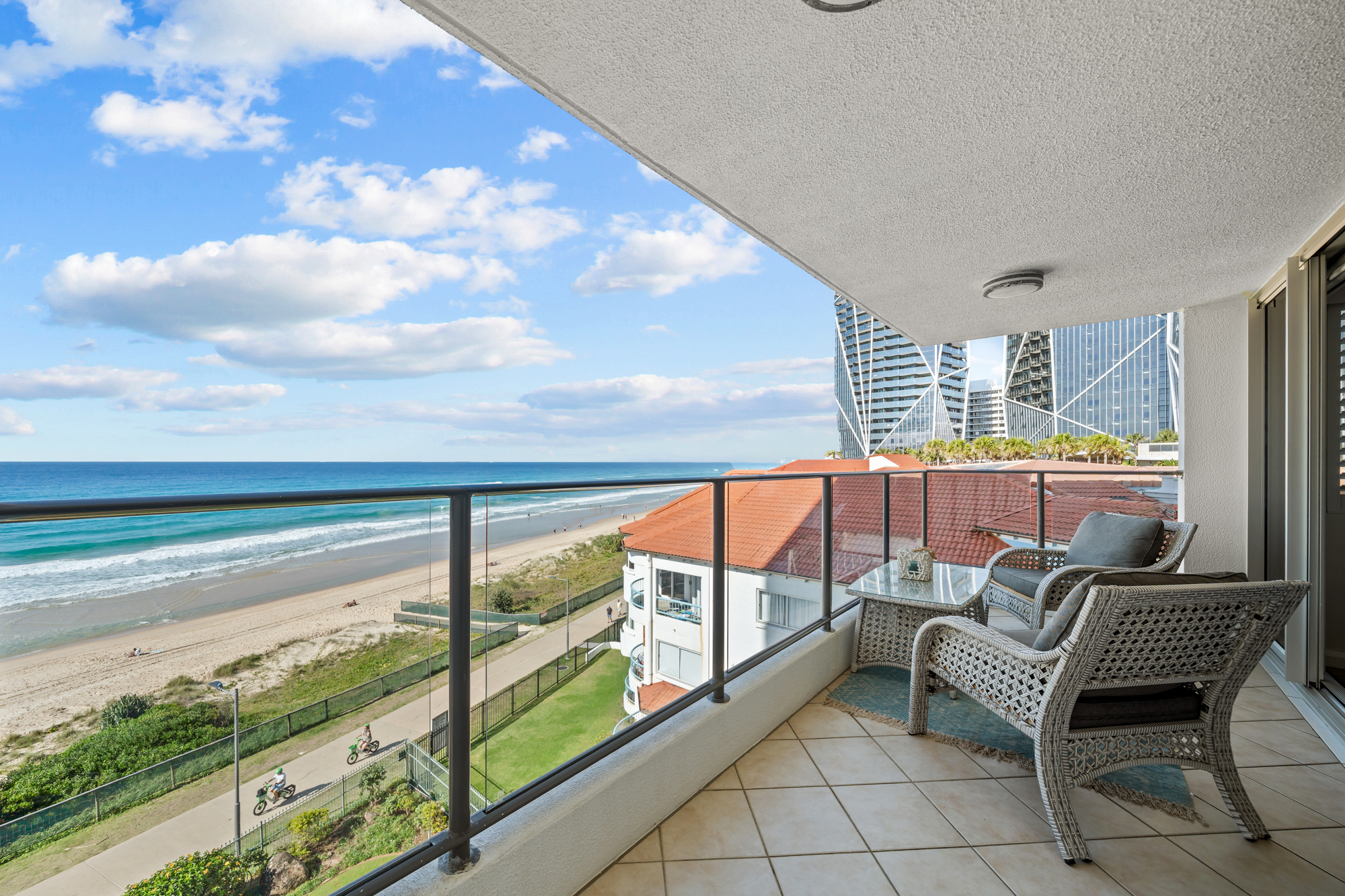 3-bedroom unit at 16 20 Old Burleigh Road, Surfers Paradise QLD 4217, Gold Coast, Queensland