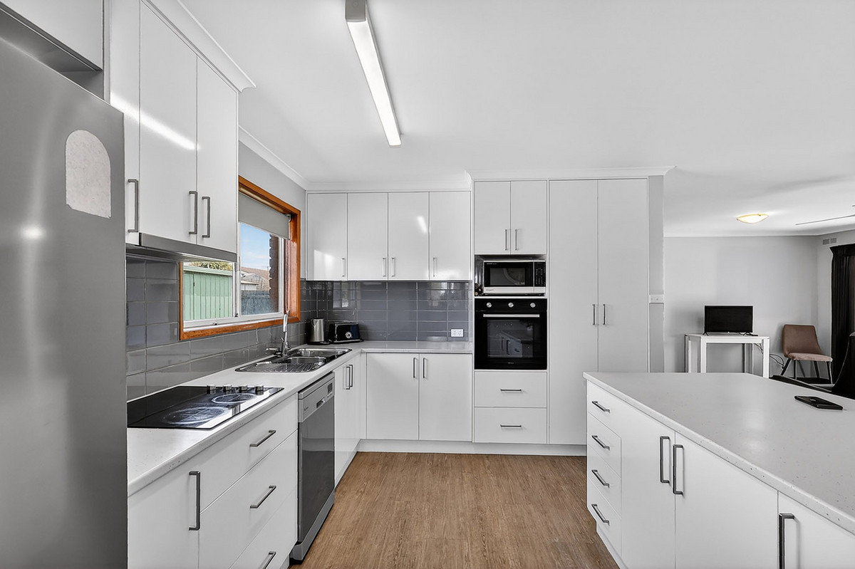 3 AMAROO COURT, Warrnambool VIC 3280 - Image 6