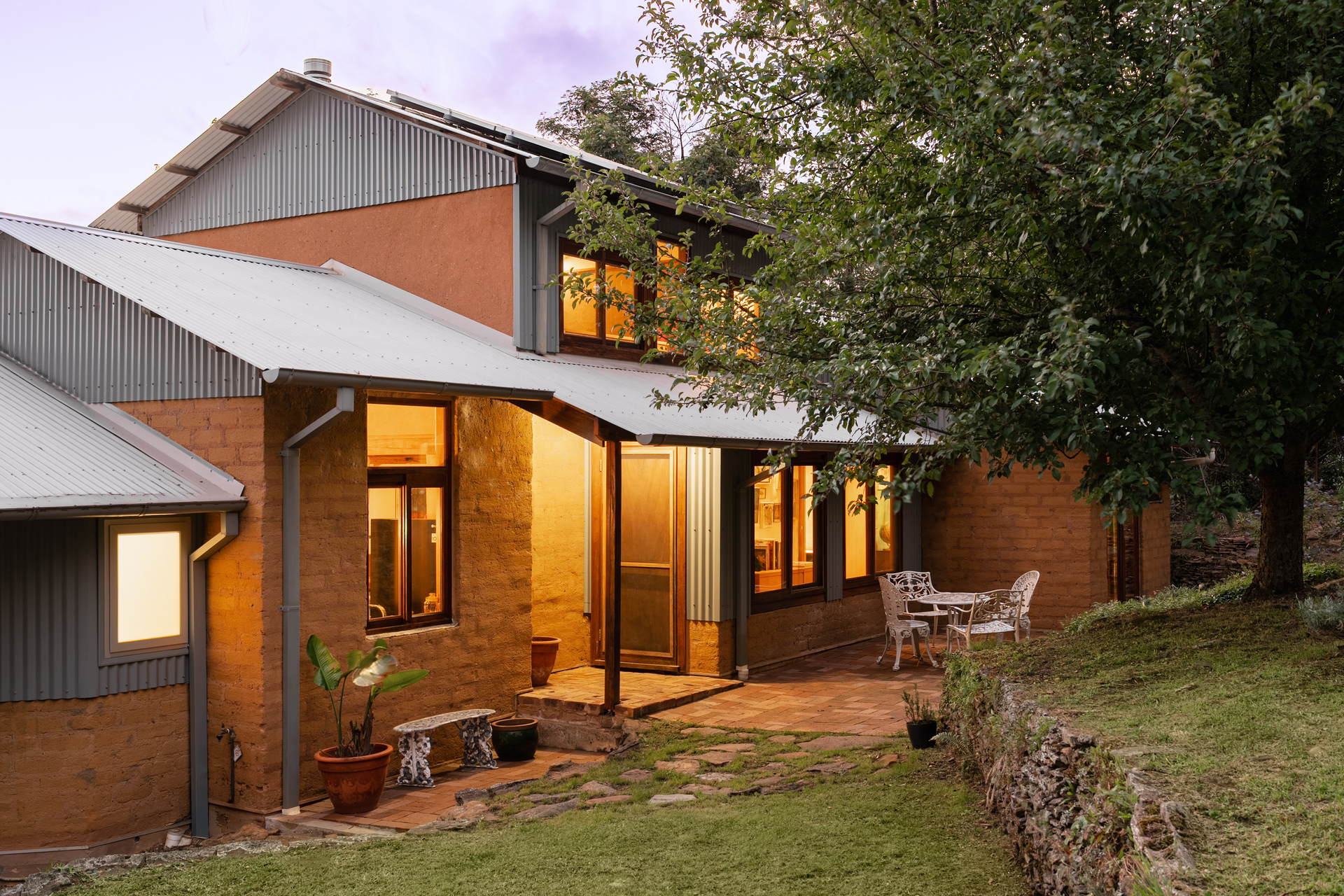 63 DALRYMPLE AVENUE, Wentworth Falls NSW 2782 - Image 2