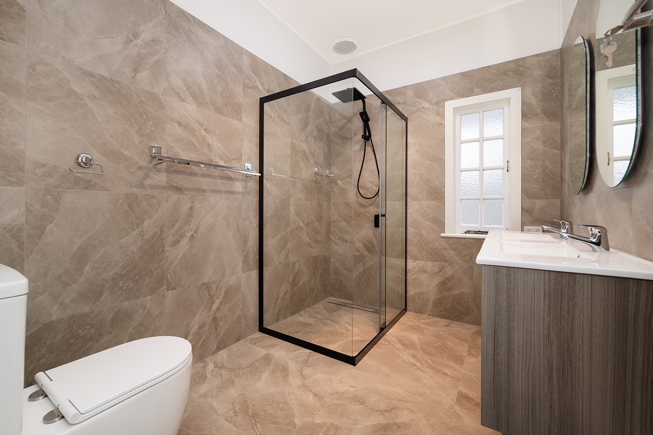 17 HAWKEN DRIVE, St Lucia QLD 4067 - Image 3