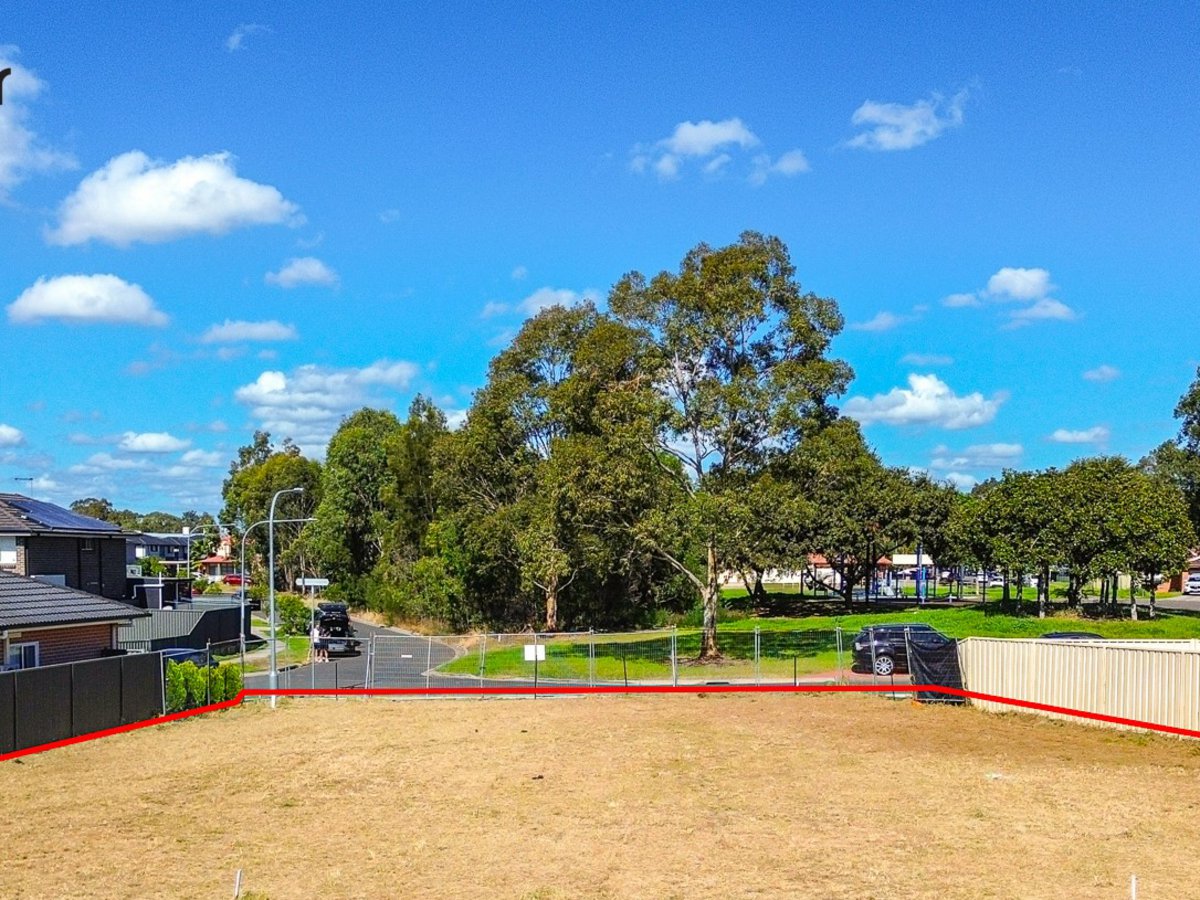 22 Inverell Avenue, Hinchinbrook, Nsw, 2168 - Image 3