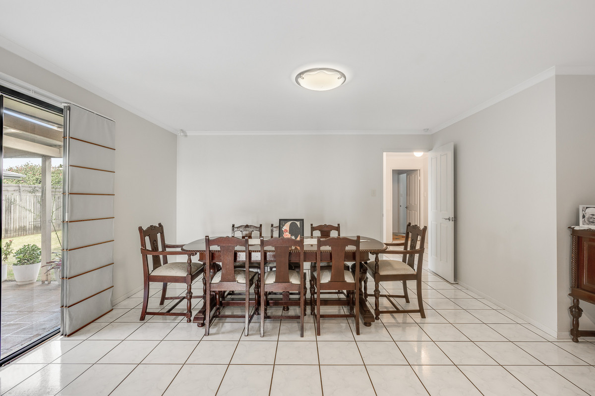 14 Shelton Crescent, Kearneys Spring, QLD 4350 - Image 3