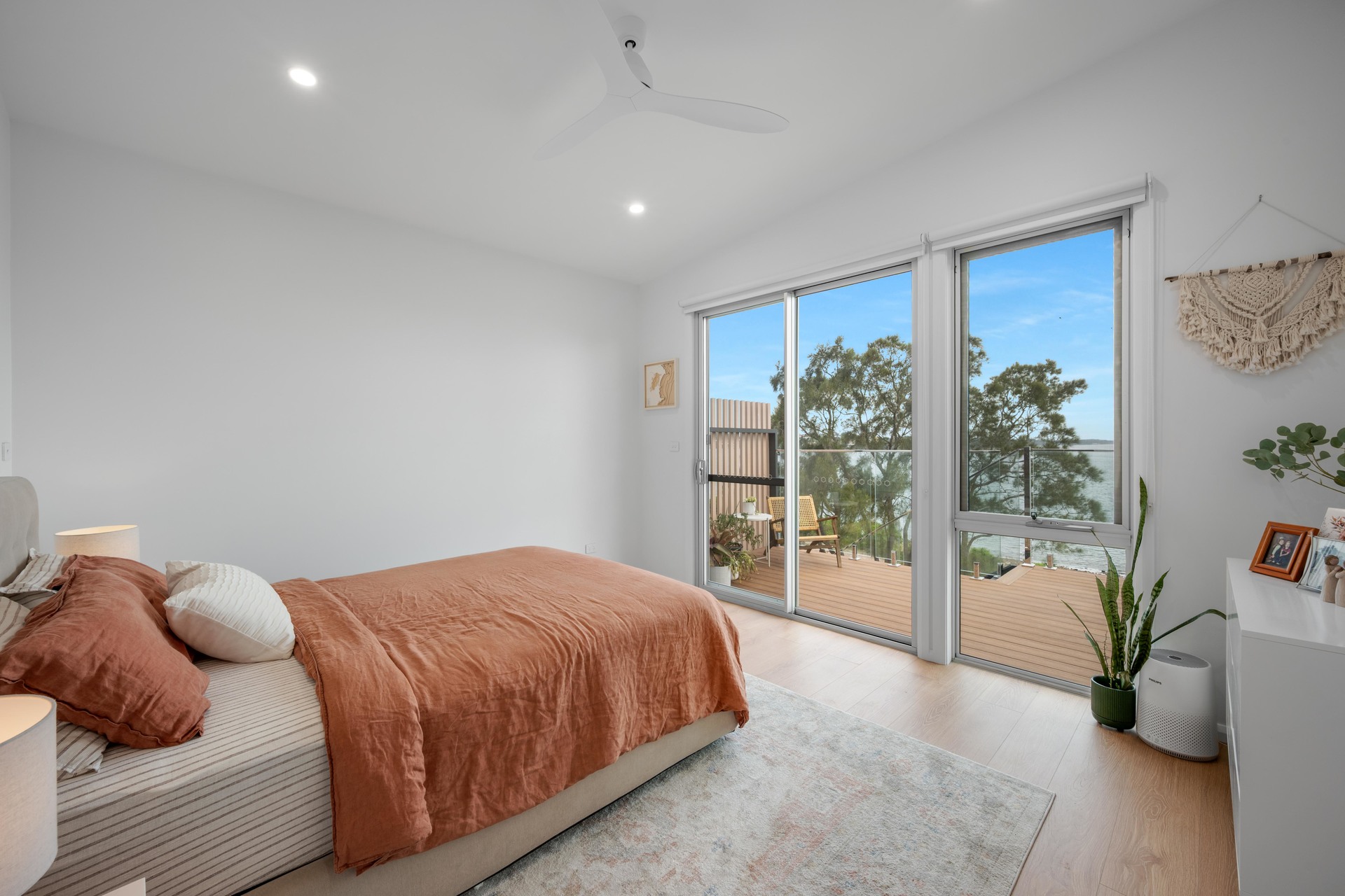 5 NORTHCLIFFE DRIVE, Lake Heights NSW 2502 - Image 8