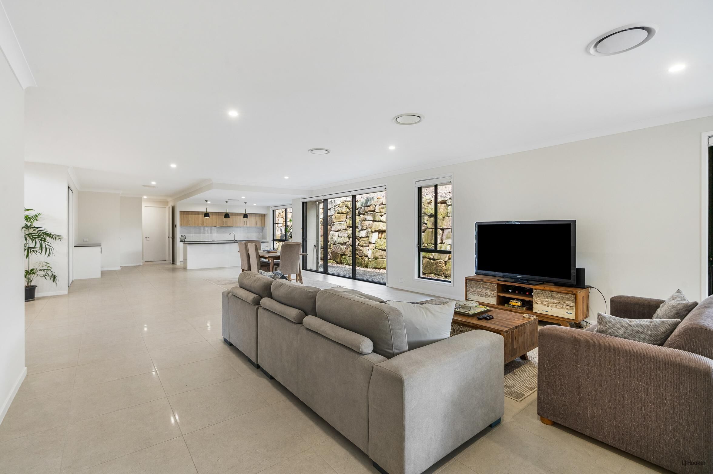 4-bedroom house at 77 Whiptail Place, Advancetown, QLD 4211, , Queensland