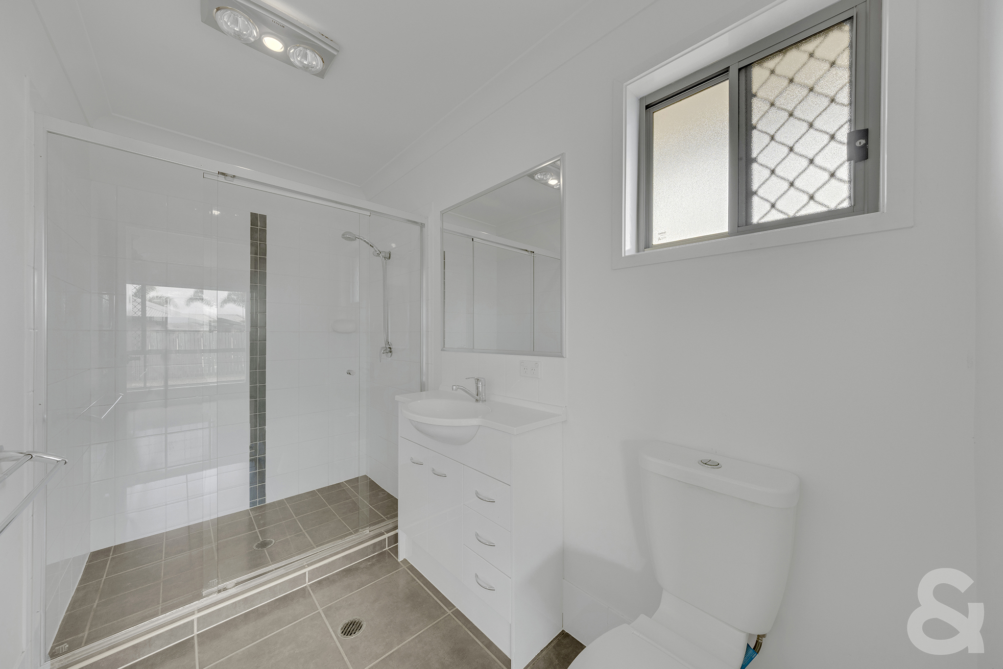 9 Hawkesbury Road, Calliope, QLD 4680 - Image 8