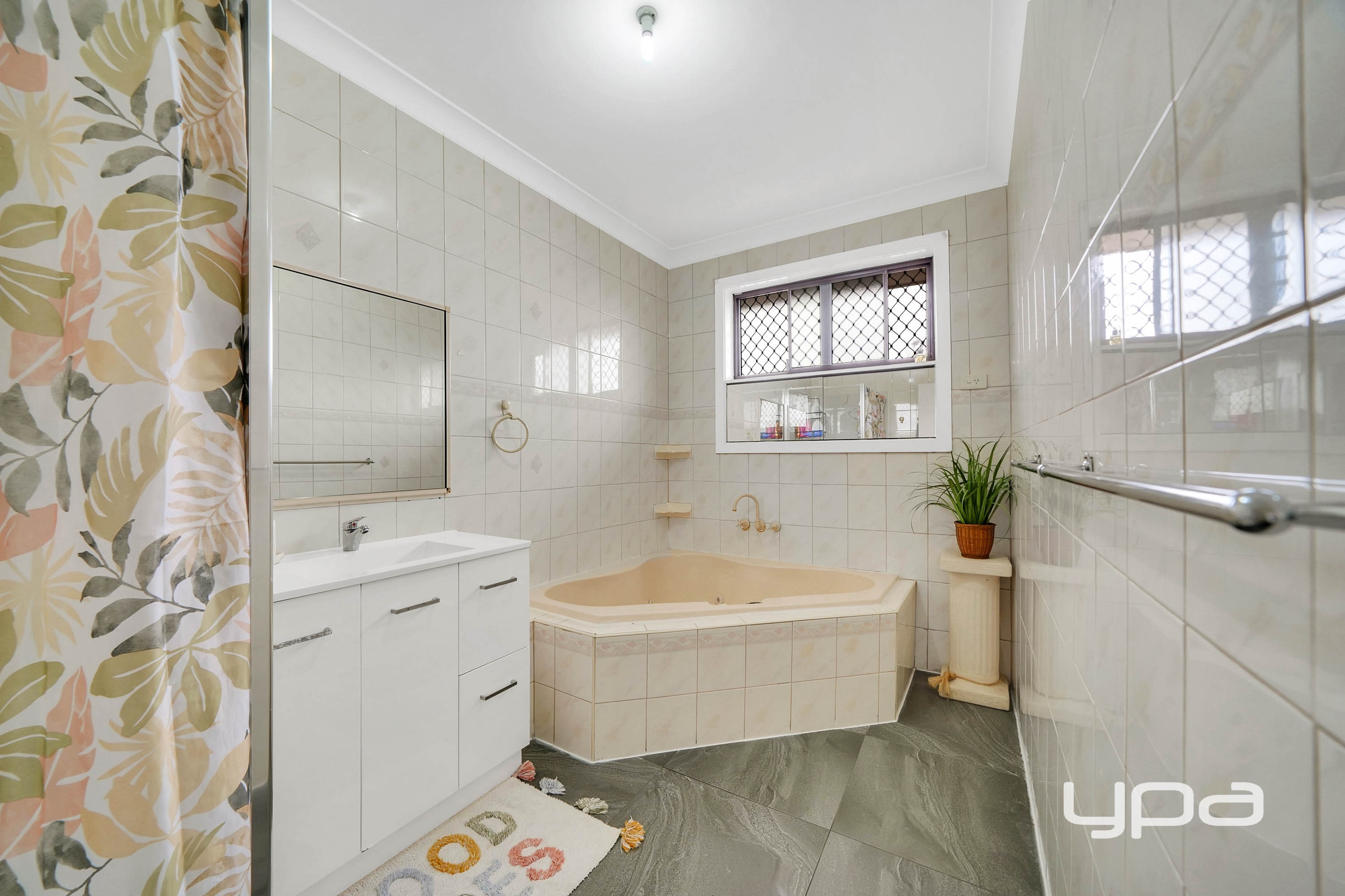 3-bedroom house at 7 DILLWYNIA PLACE, Meadow Heights VIC 3048, Hume, Victoria