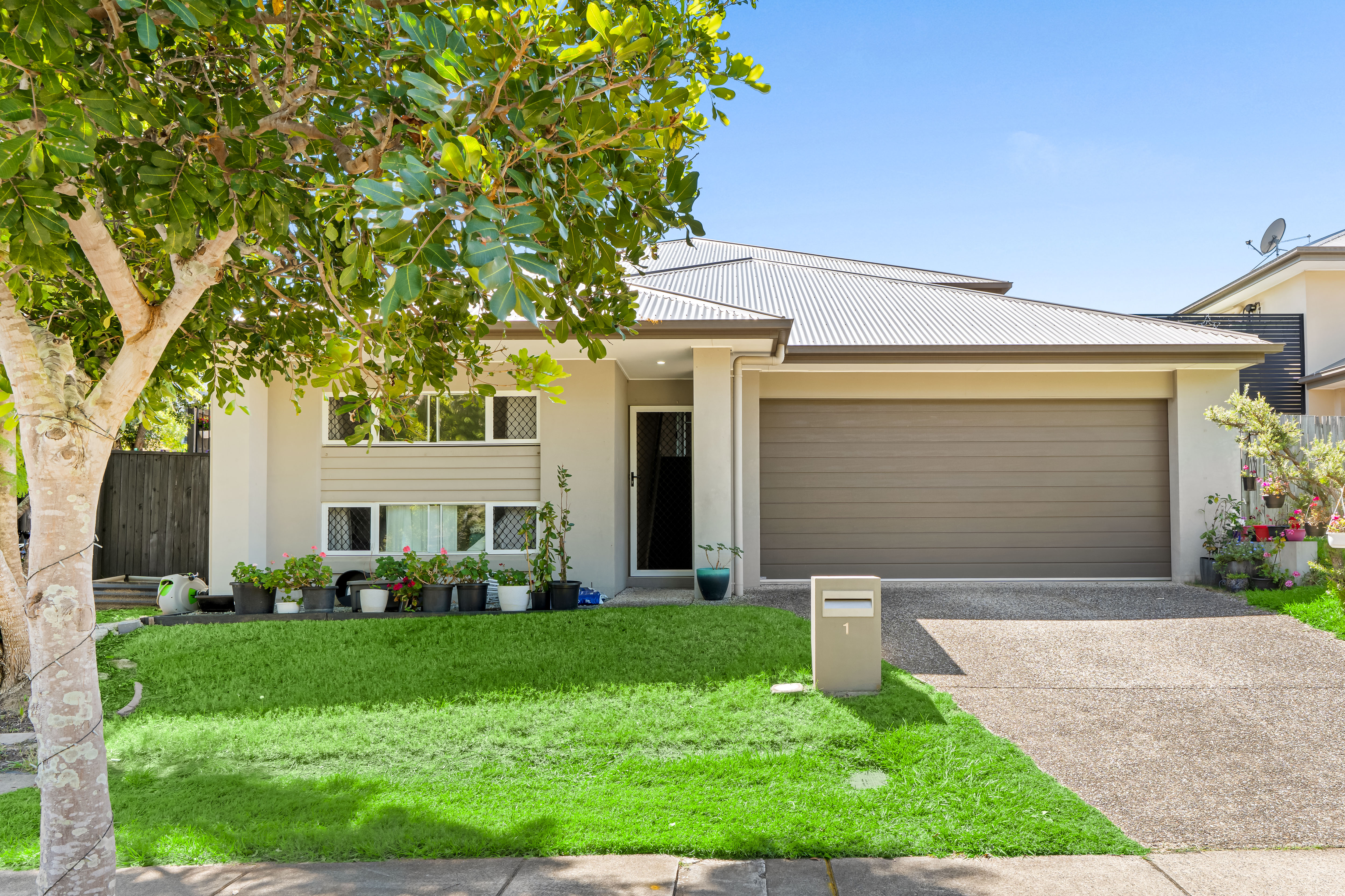 1 LAGUNA CRESCENT, Springfield Lakes QLD 4300 - Image 1