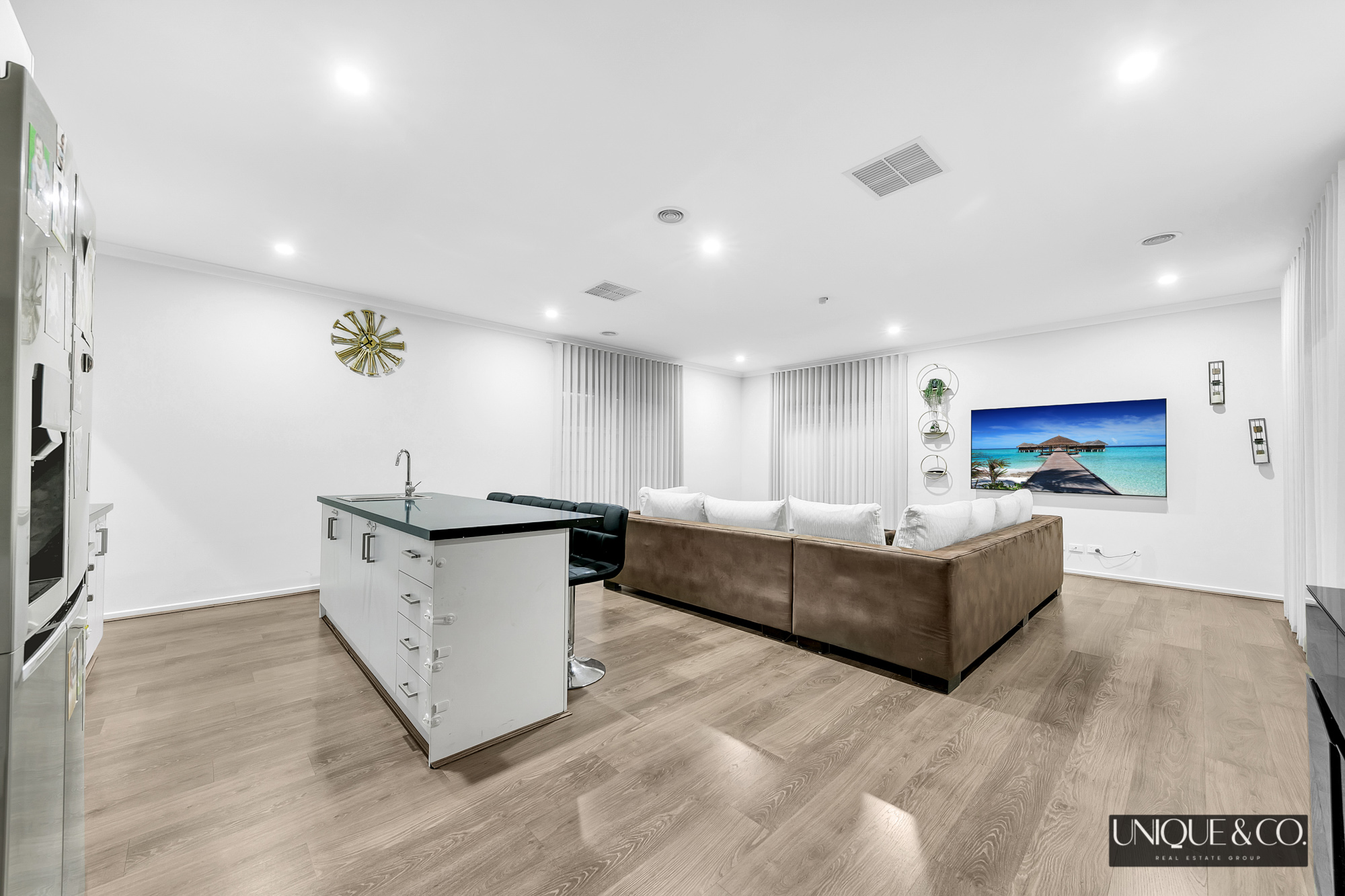 8 Magdala Street, Werribee, VIC 3030 - Image 3