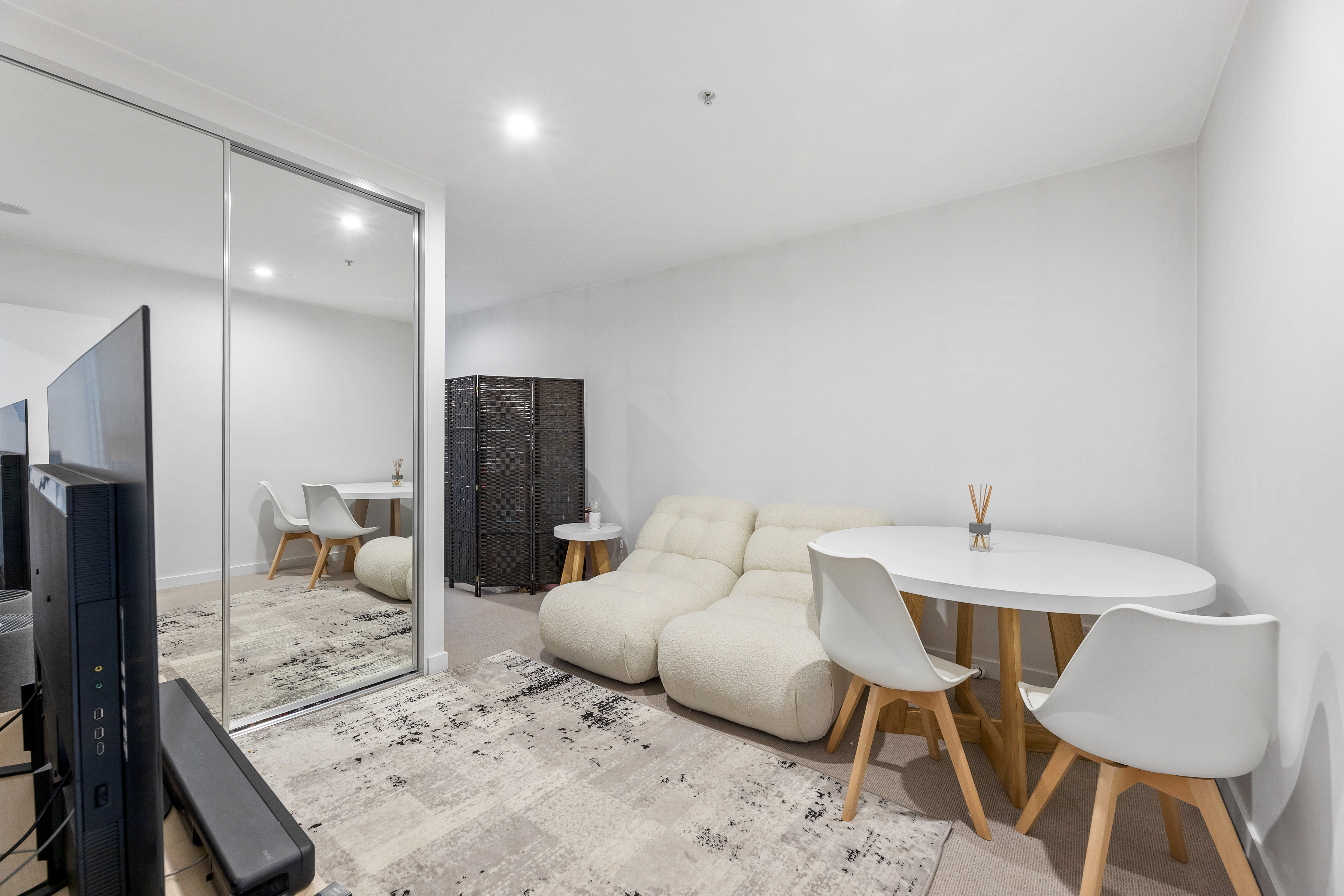 905/1060 Dandenong Road, Carnegie, VIC 3163 - Image 3