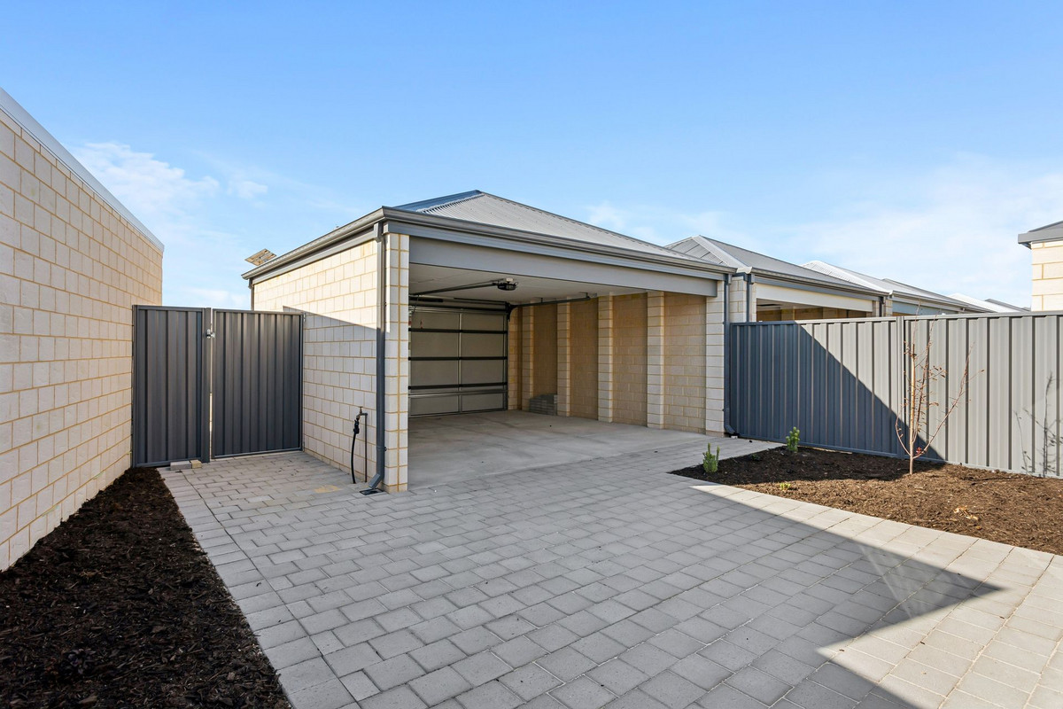 4-bedroom house at 40 Jewel Way, Banksia Grove, Wa, 6031, Wanneroo, Western Australia